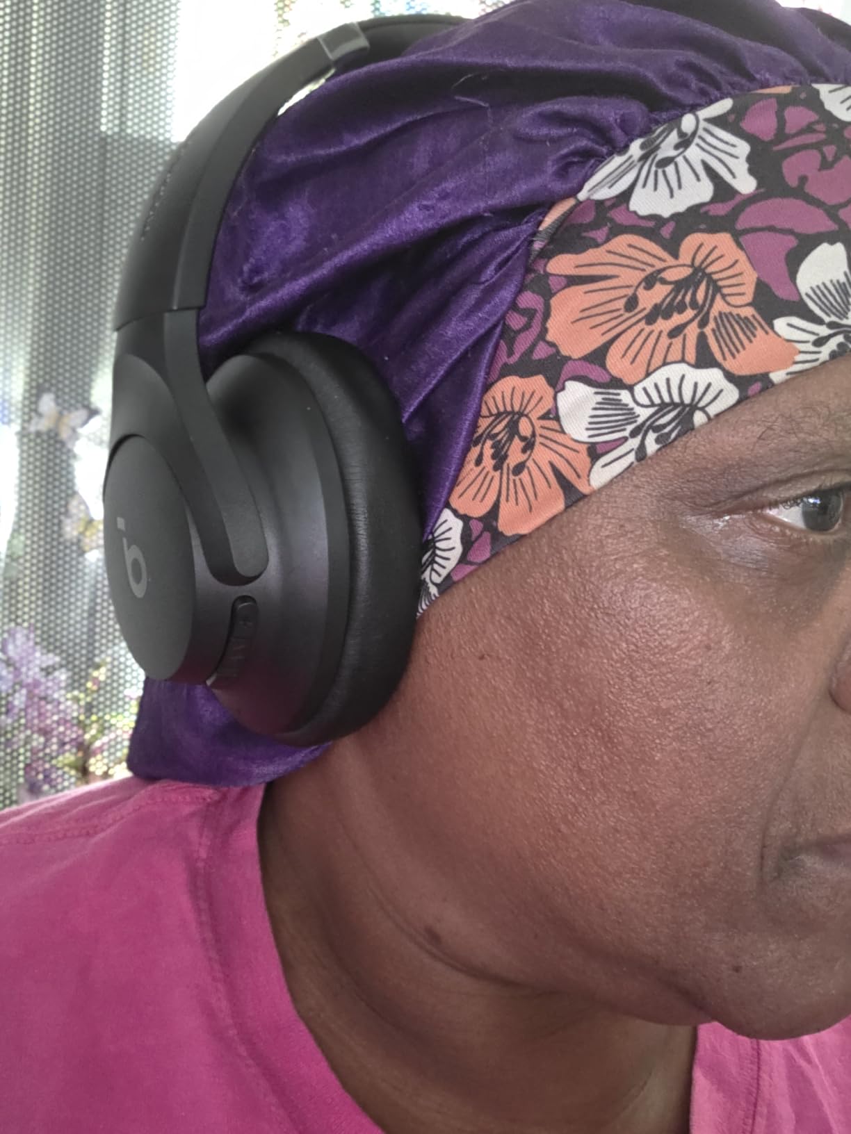 Soundcore by Anker Q20i Hybrid Active Noise Cancelling Headphones, Wireless Over-Ear Bluetooth, 40H Long ANC Playtime, Hi-Res Audio, Big Bass, Customize via an App, Transparency Mode customer photo 2
