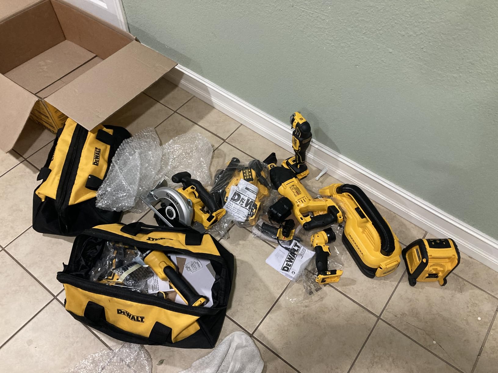 DEWALT 20V MAX Power Tool Combo Kit, 10 Tool Cordless Power Tool Set, 2 Batteries, Charger and 2 Bags Included, Dewalt Brushless Combo Kit (DCK1021D2) customer photo 1