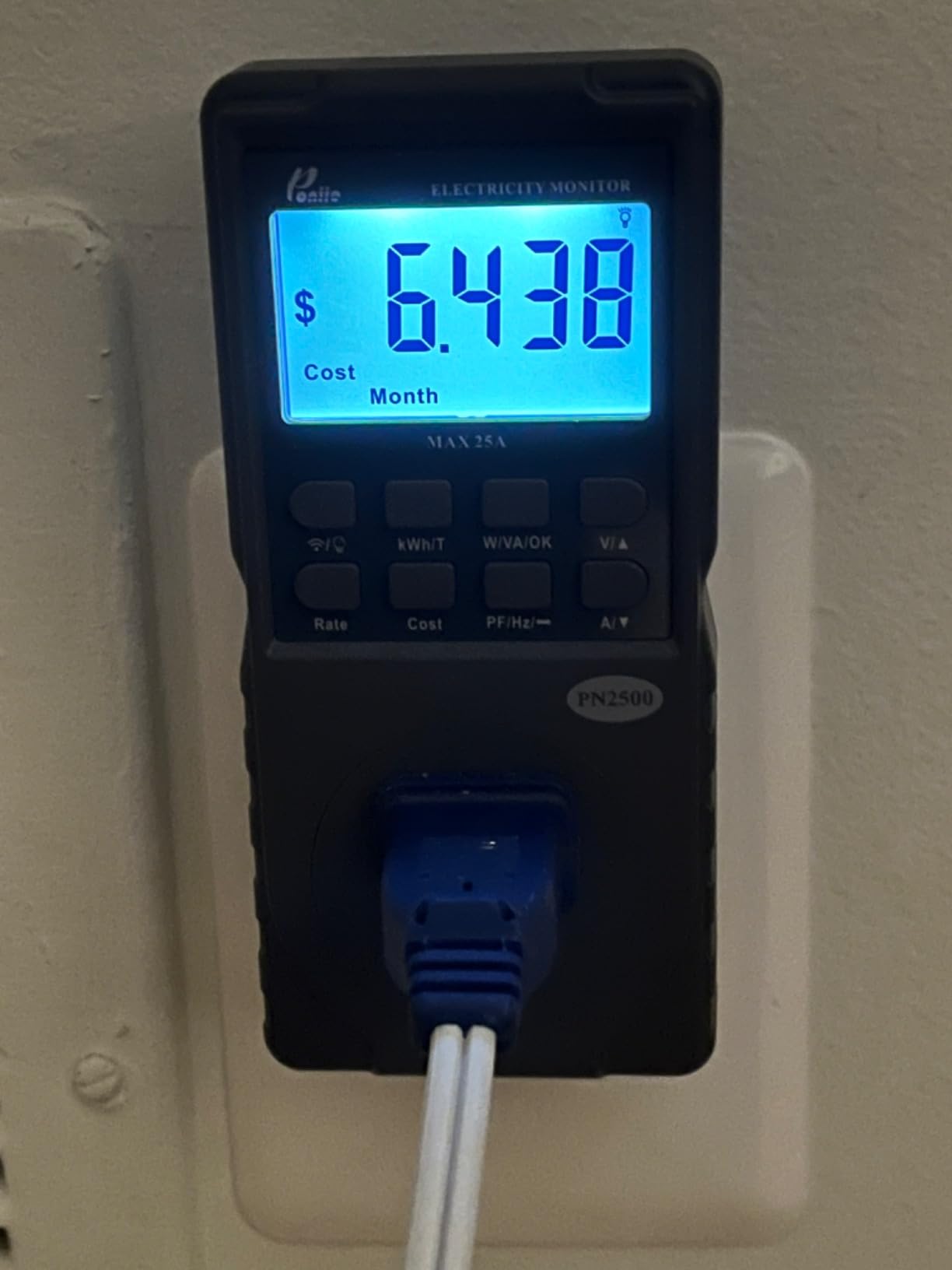 Poniie PN2500 Professional NEMA 5-15 Wi-Fi Wireless Level 1 EV Charger Pass-Through Power Usage Monitor (60-240V, 25Amp) customer photo 1