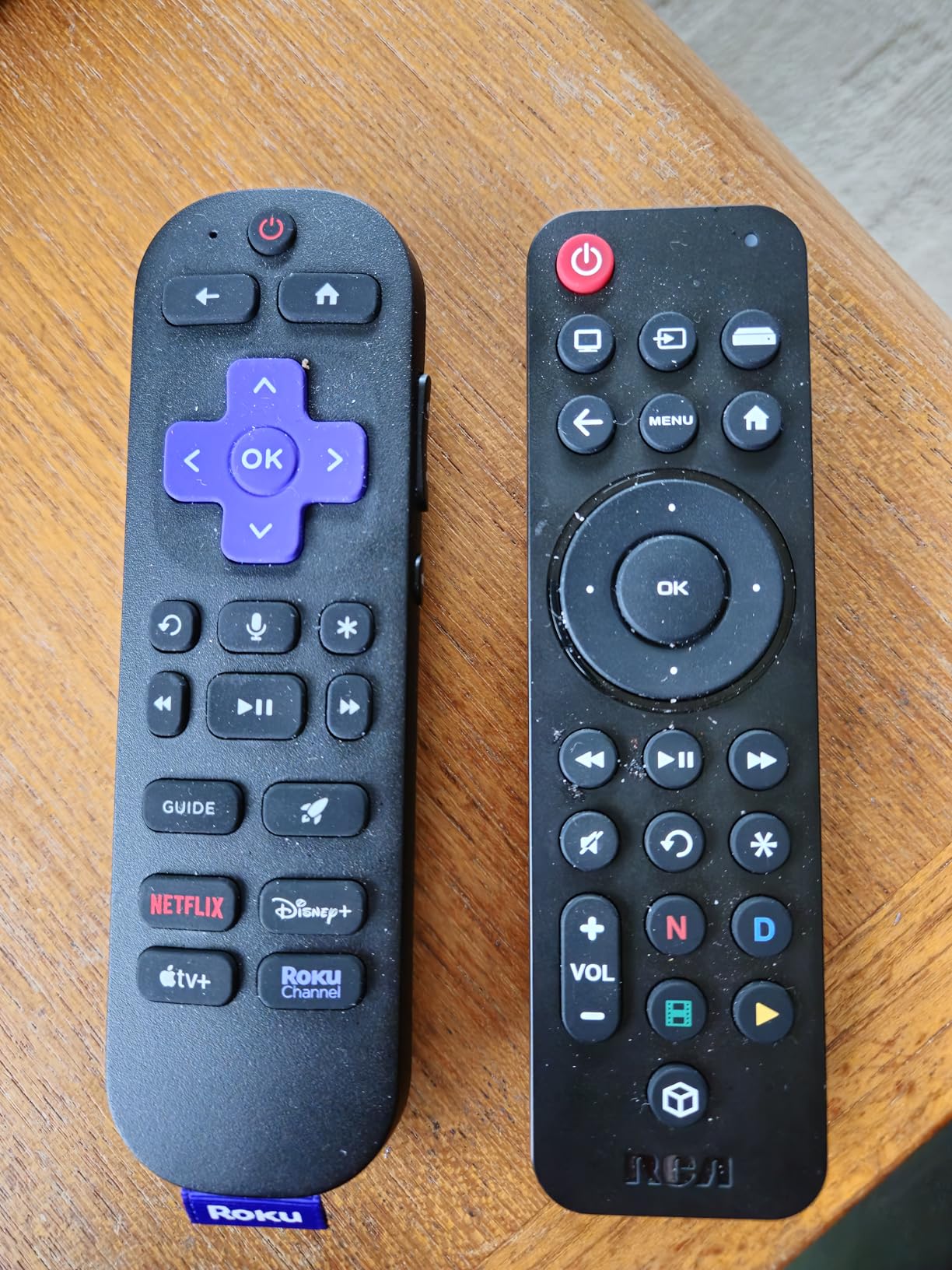 RCA Universal Rechargeable 3-Device Streaming Remote Control - for TV, Audio, Soundbar, Streaming Devices, Ultra-Slim, Rechargeable, Quick Access Keys customer photo 2