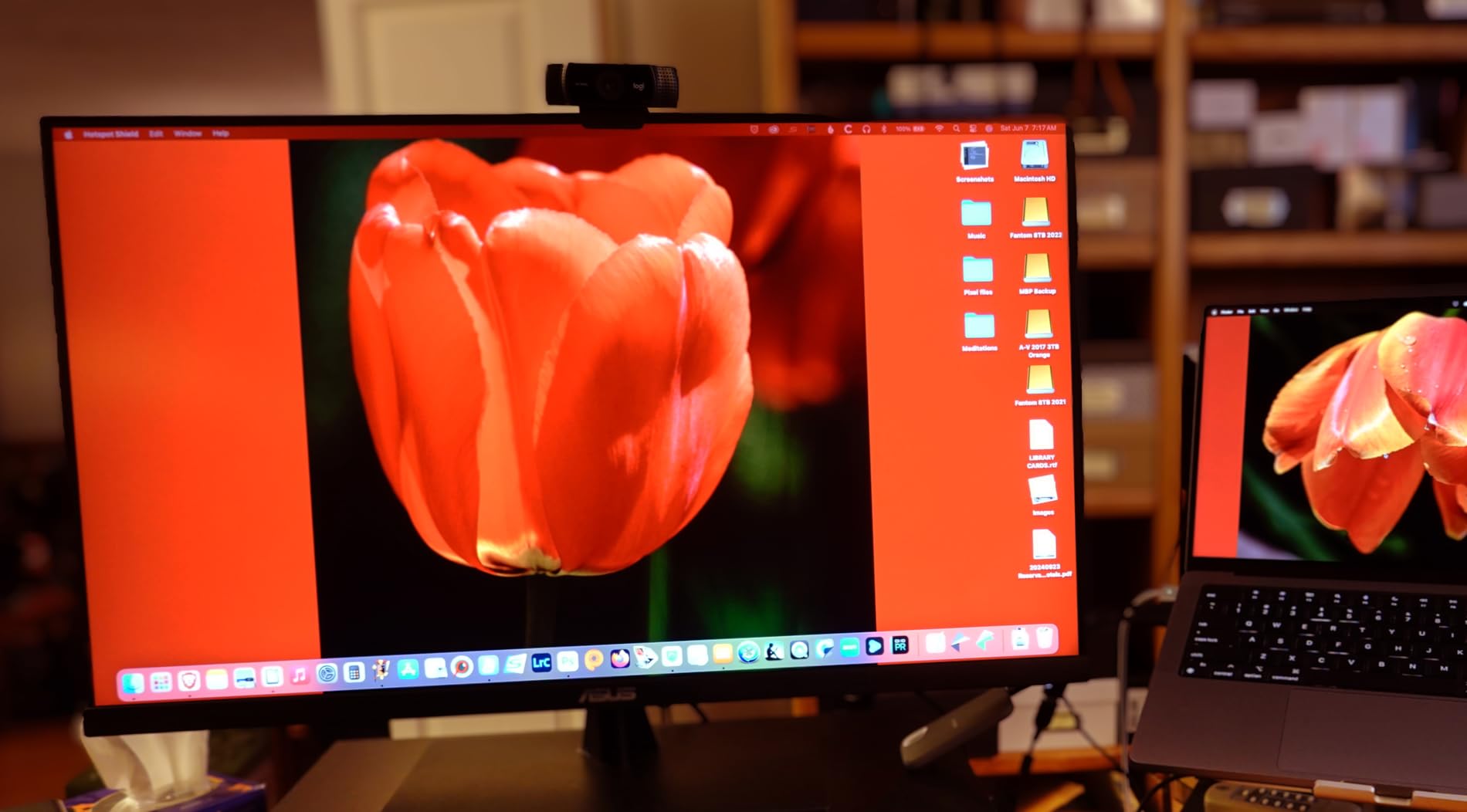 ASUS 31.5