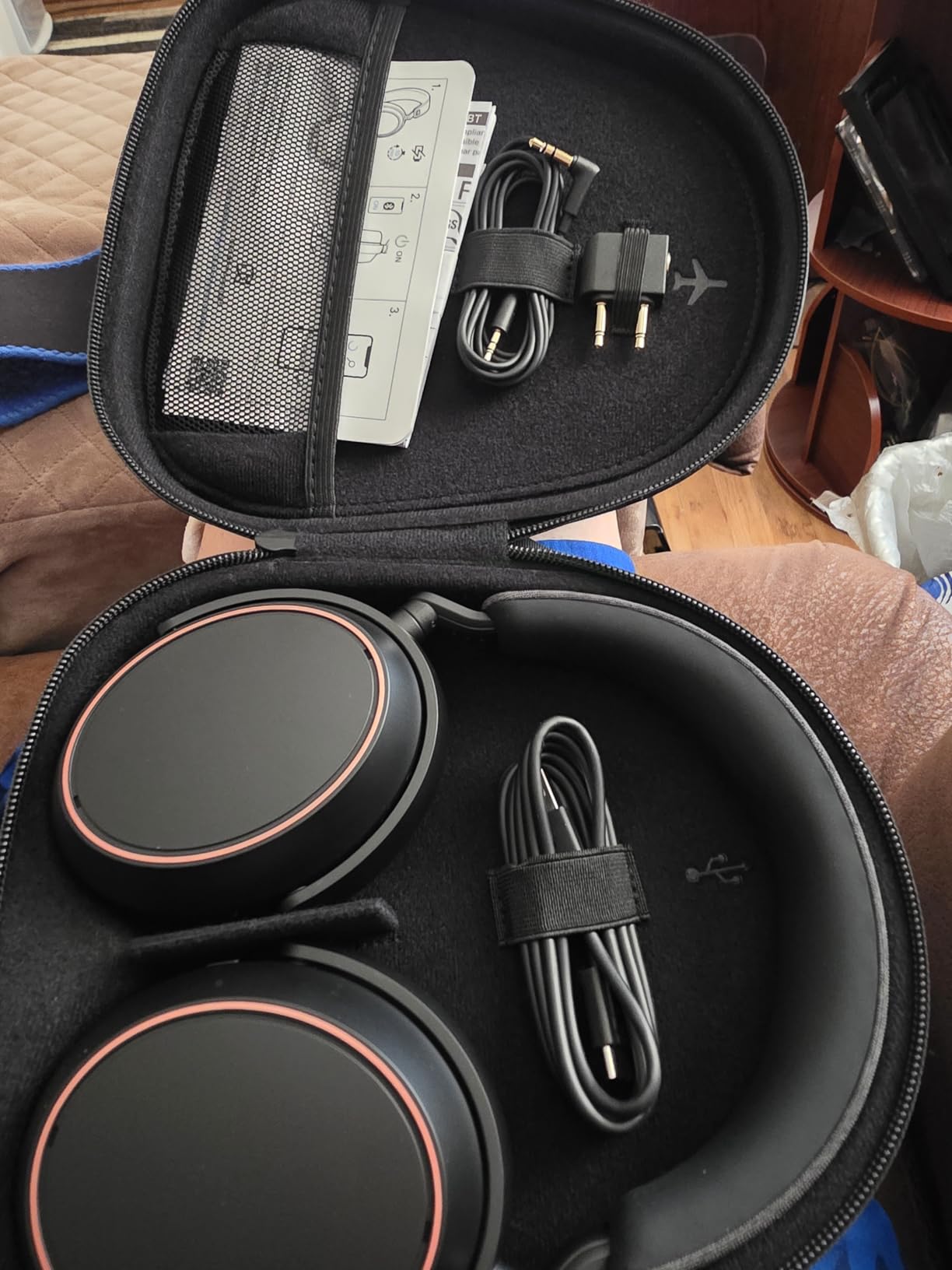 MOMENTUM 4 Wireless Noise Cancelling Headphones - Bluetooth Headset for Crystal-Clear Calls, Adaptive Noise Cancellation, Over-Ear Headphones, 60h Battery Life, Folding Design, Black/Copper customer photo 2