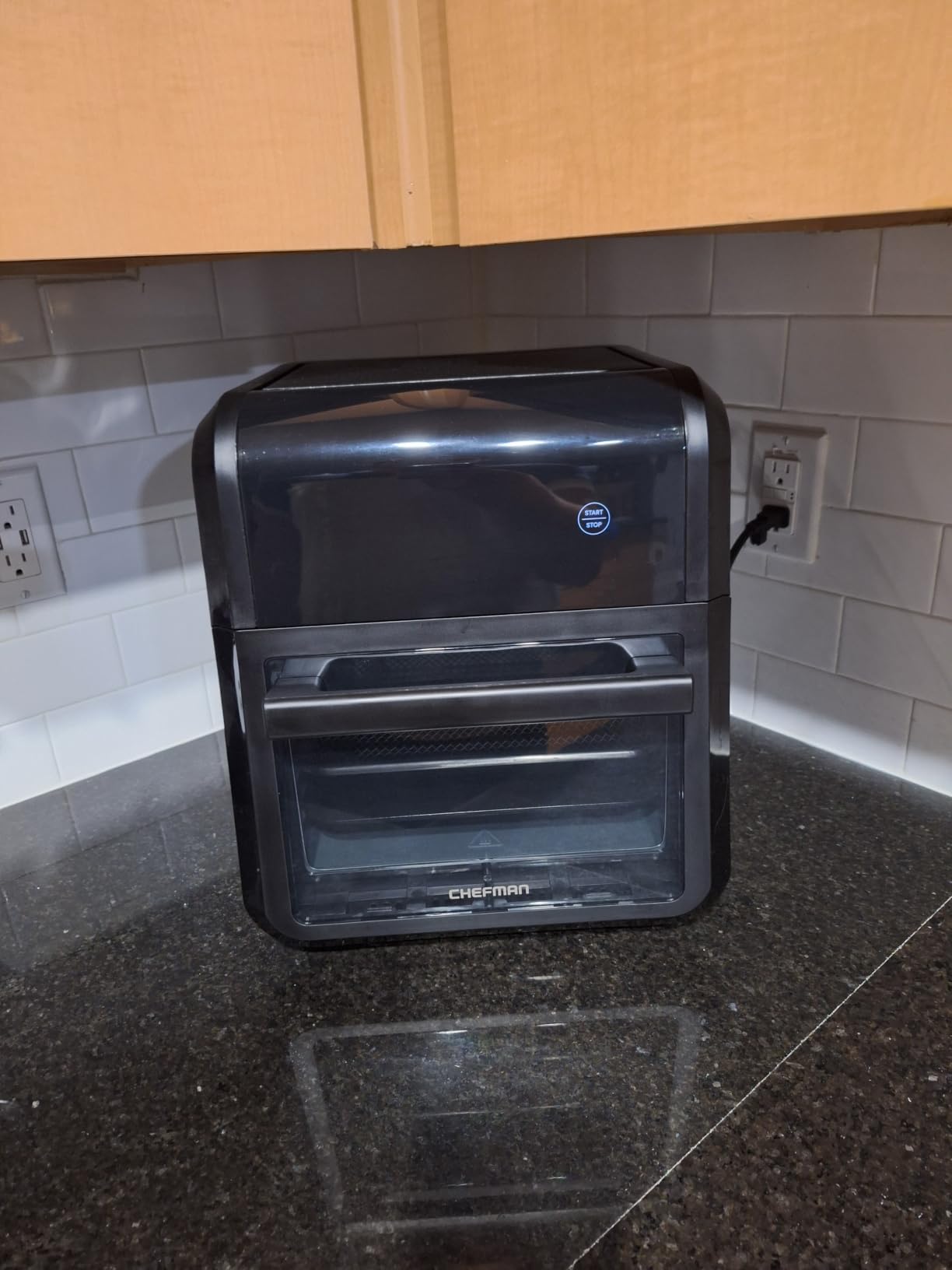 Chefman 12-Quart 5-in-1 Air Fryer Oven with Digital Timer, Touchscreen, and 12 Presets - Family Size Countertop Convection Oven, Dishwasher-Safe Parts customer photo 2
