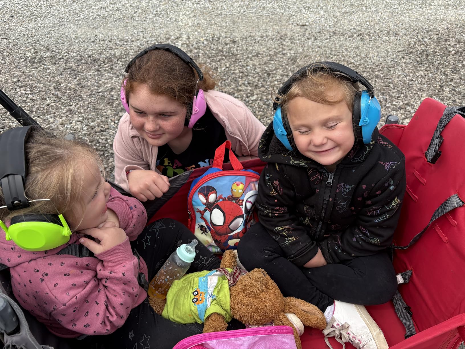 ZOHAN 032 Kids Noise Canceling Headphones - 25dB NRR Kids Ear Protection Earmuffs for School, Monster Jam, Fireworks, Travel, Air Show, Concert, Autism - Pink customer photo 2