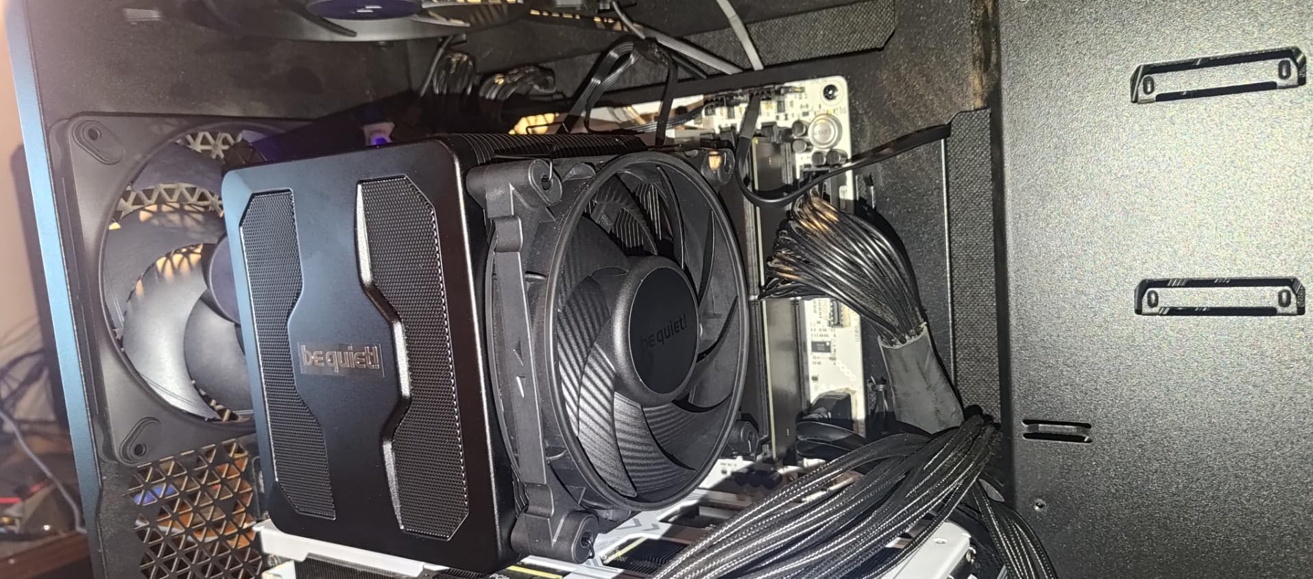 be quiet! Dark Rock Pro 5 Quiet Cooling CPU Cooler | Immensely High Airflow | 7 high-Performance Copper Heat Pipes | Speed Switch | Thermal Grease | BK036 customer photo 2