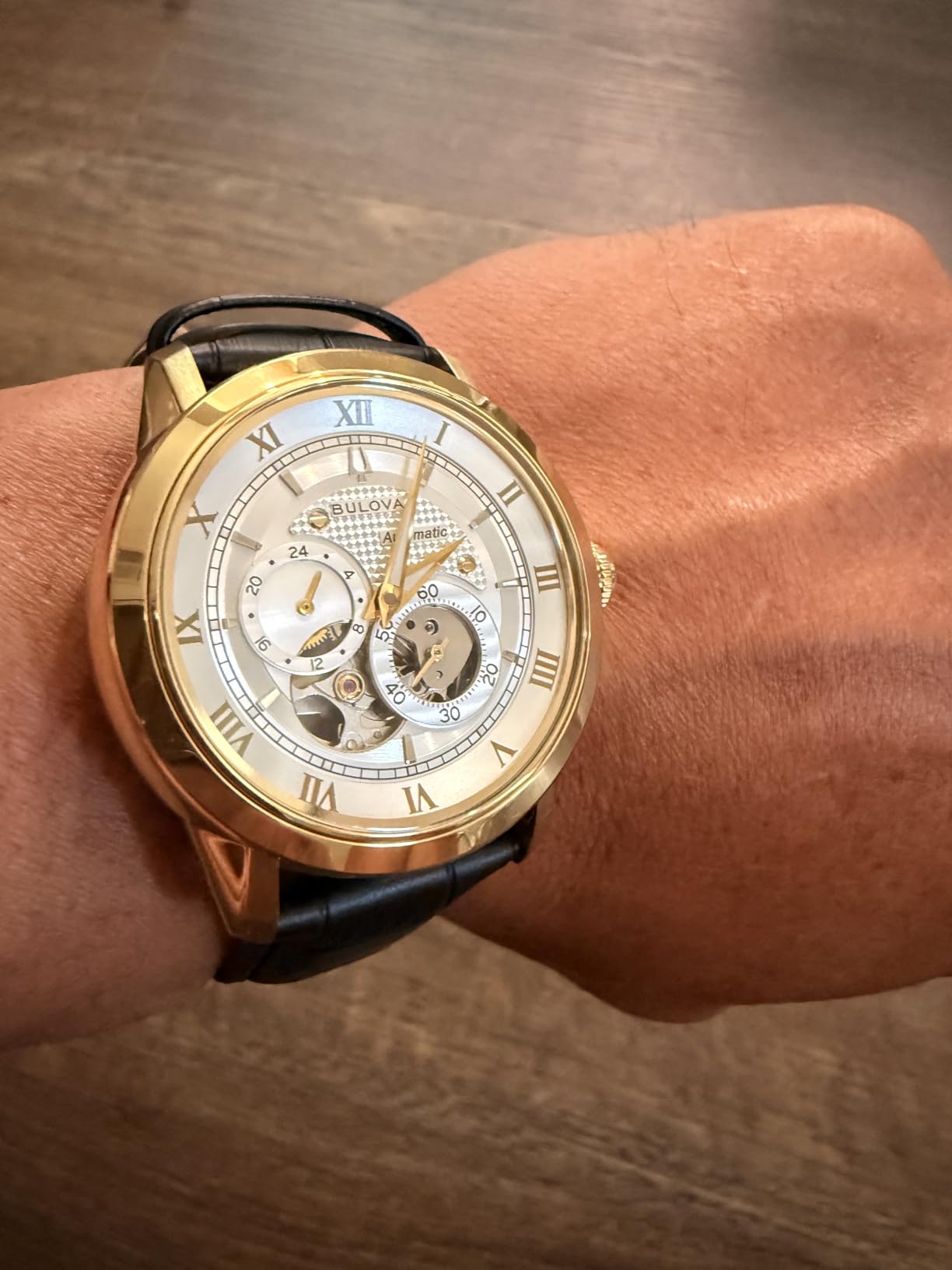 Men's Classic Sutton 4-Hand Automatic Watch, 24-Hour Sub Dial, Open Aperture, Self-Winding, Exhibition Caseback, Double Curved Mineral Crystal, Luminous Hands, 42mm customer photo 2