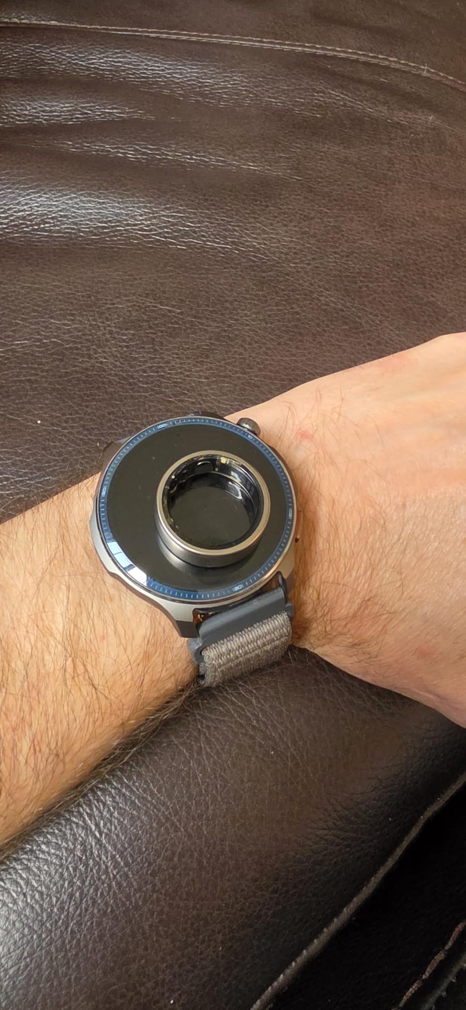 Amazfit Helio Smart Ring Health Tracker, Fitness Tracker Ring, No Subscription, Monitors Sleep, Heart Rate & Stress, Titanium Alloy, Fast 1.4-Hr Charging, Water-Resistant, Size Before You Buy (Size 10) customer photo 2