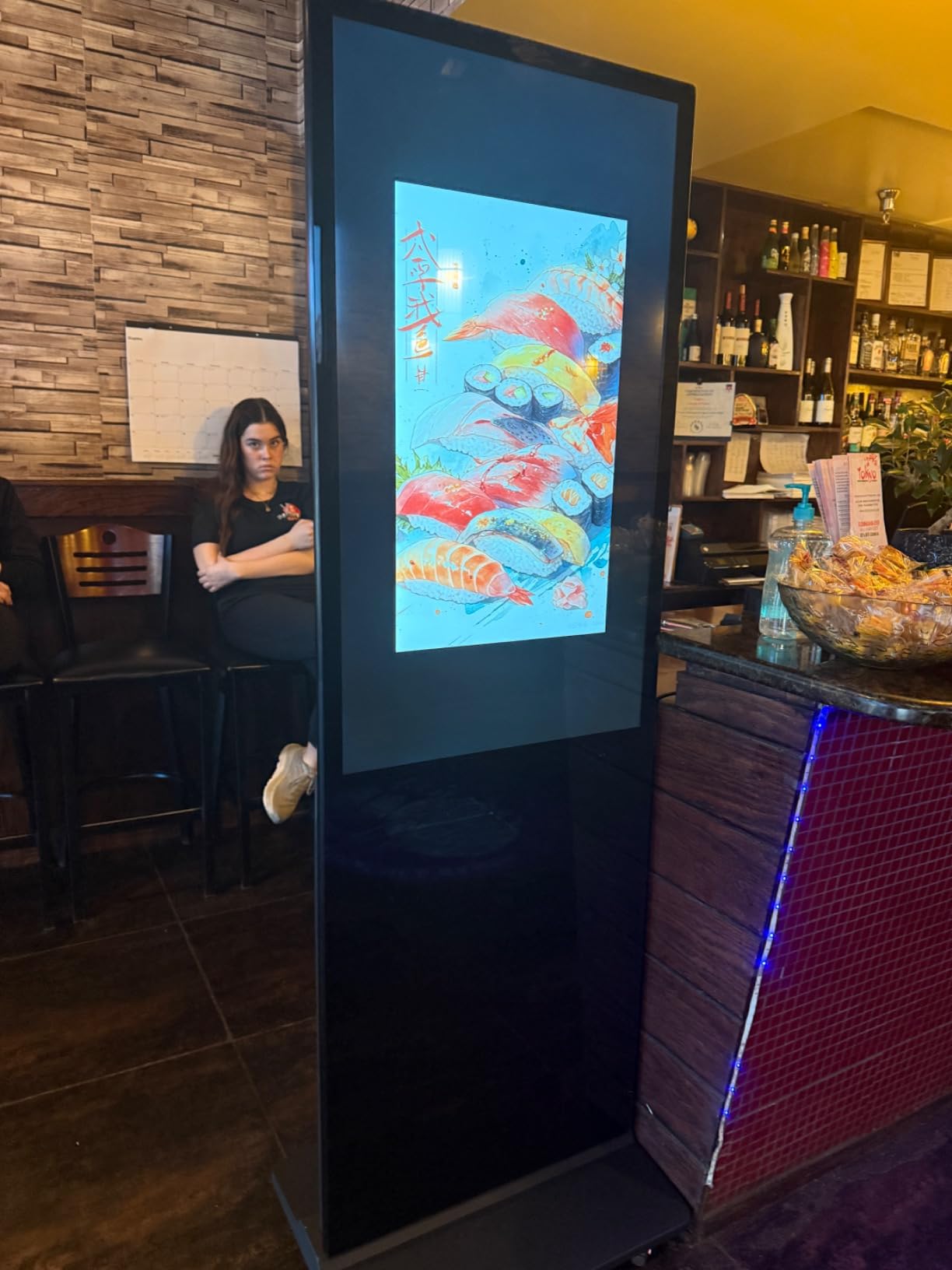 49 Inch Digital Signage Display, Indoor Floor Standing Advertising Display Kiosk Android System, Commercial LCD Totem Support HDMI-in, Store Displays Screens and Lifetime CMS System (White) customer photo 1
