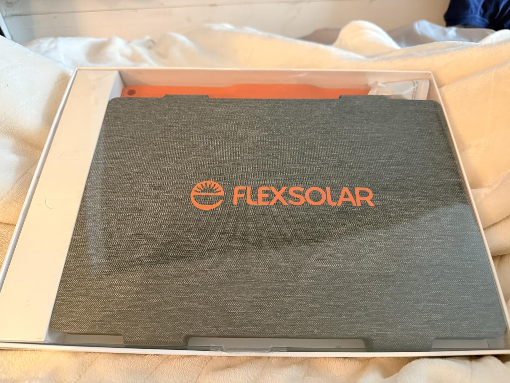 FlexSolar 60W Portable Solar Panels Chargers with PD3.0 USB-C,QC3.0 USB-A and DC Outputs Foldable IP67 Waterproof Power Emergency Camping for Small Power Station Generator,Phones, Power Banks, Tablets customer photo 1