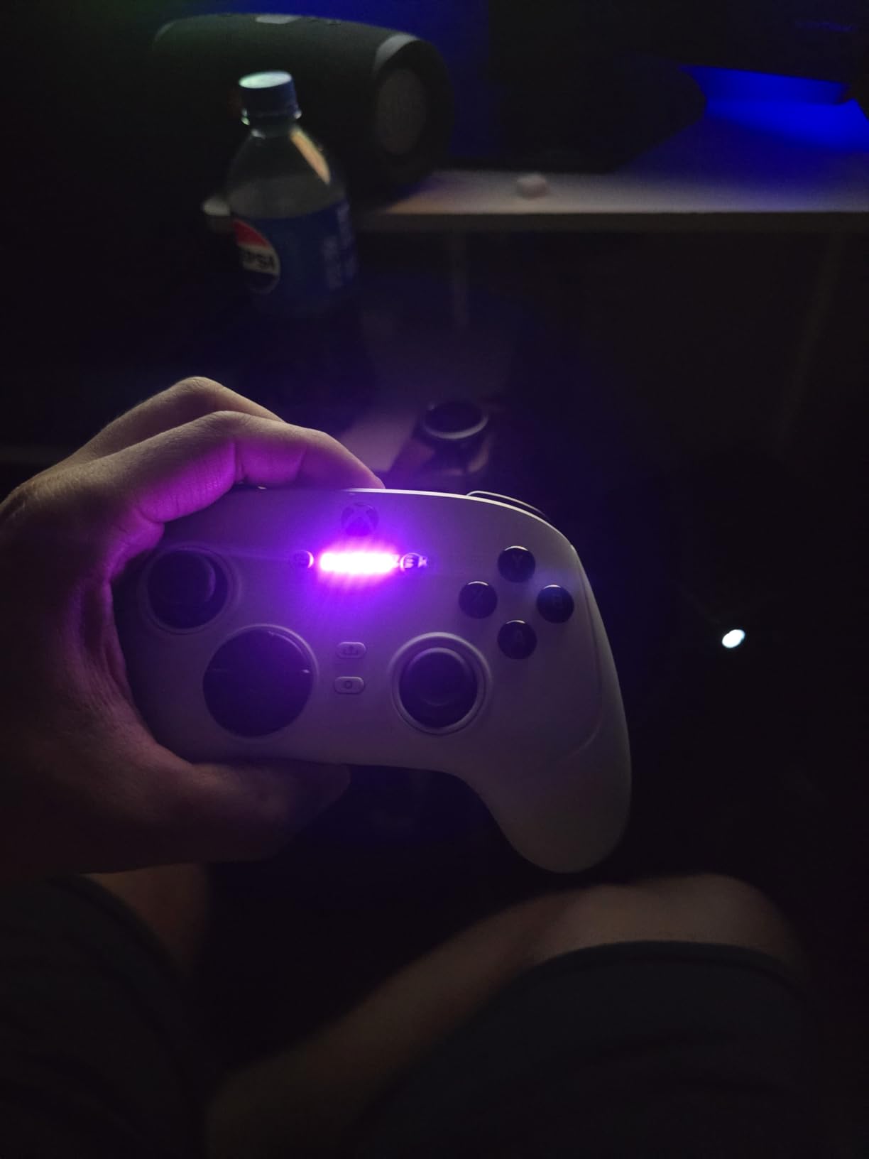 Razer Wolverine V3 Pro Wireless Gaming Controller: Licensed for Xbox Series X|S, Xbox One, Windows PC - 6 Remappable Buttons - Fast Triggers - Customizable Thumbsticks - Wired Tournament Mode customer photo 1