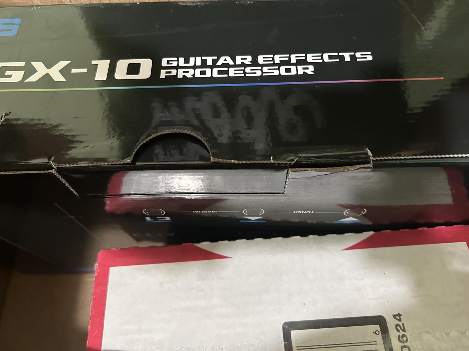 BOSS GX-10 Compact Guitar & Bass Effects Processor | GX-100 Sound Engine | Colour Touch Display | 32 Amp Types & 170 BOSS Effects | Multi-mode Footswitches & Expression Pedal | AIRD Technology customer photo 1