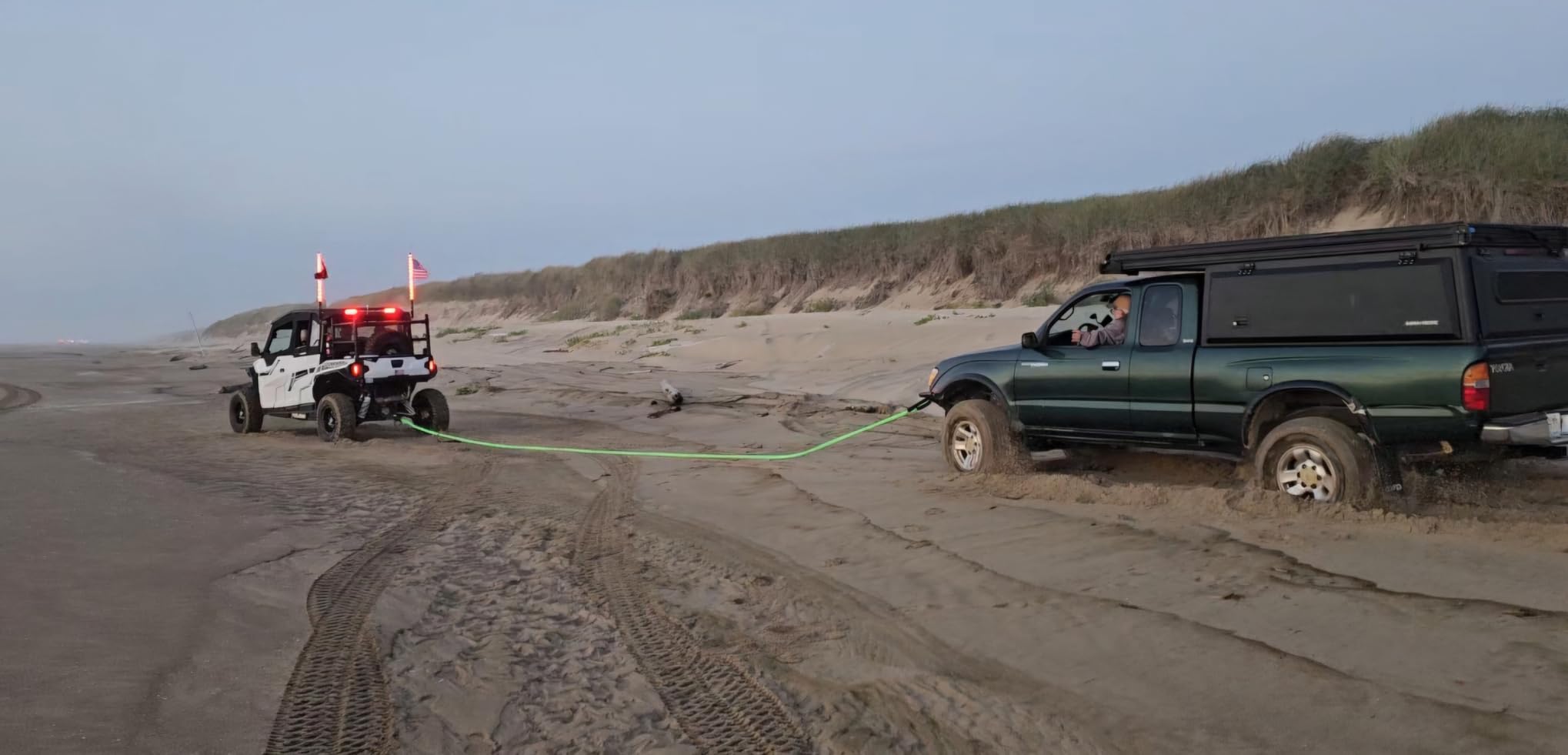 Kinetic Recovery Rope,(1in x 30ft Green) 48,500lbs Snatch Strap, Heavy Duty Stretch Nylon Towing Ropes with 2pcs Soft Shackles for Offroad Vehicle, Jeep, SUV, ATV, Tractor Elastic Ropes Kit customer photo 1