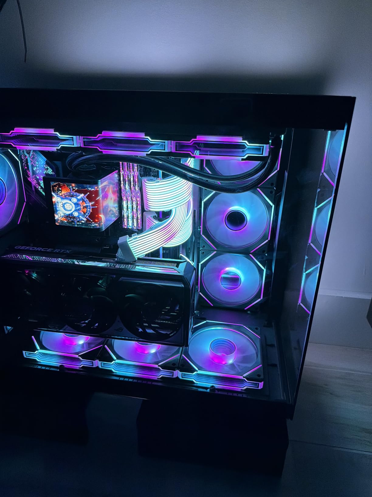 Intel Core Ultra 9 Processor 285K 24 cores (8 P-cores + 16 E-cores) up to 5.7 GHz customer photo 2