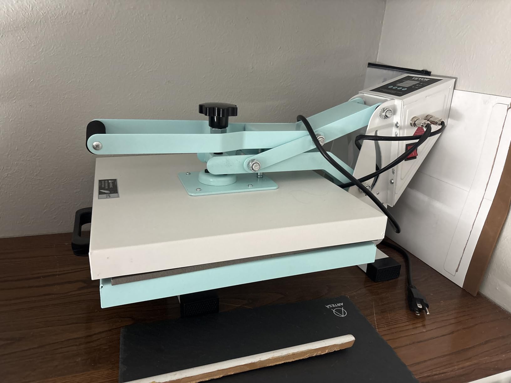 VEVOR Heat Press 15x15, High Pressure Heat Press Machine for T Shirts, Slide Out Professional Heat Press for Sublimation, Vinyl, Heat Transfer Projects, Heats Up Fast & Evenly, Green customer photo 2