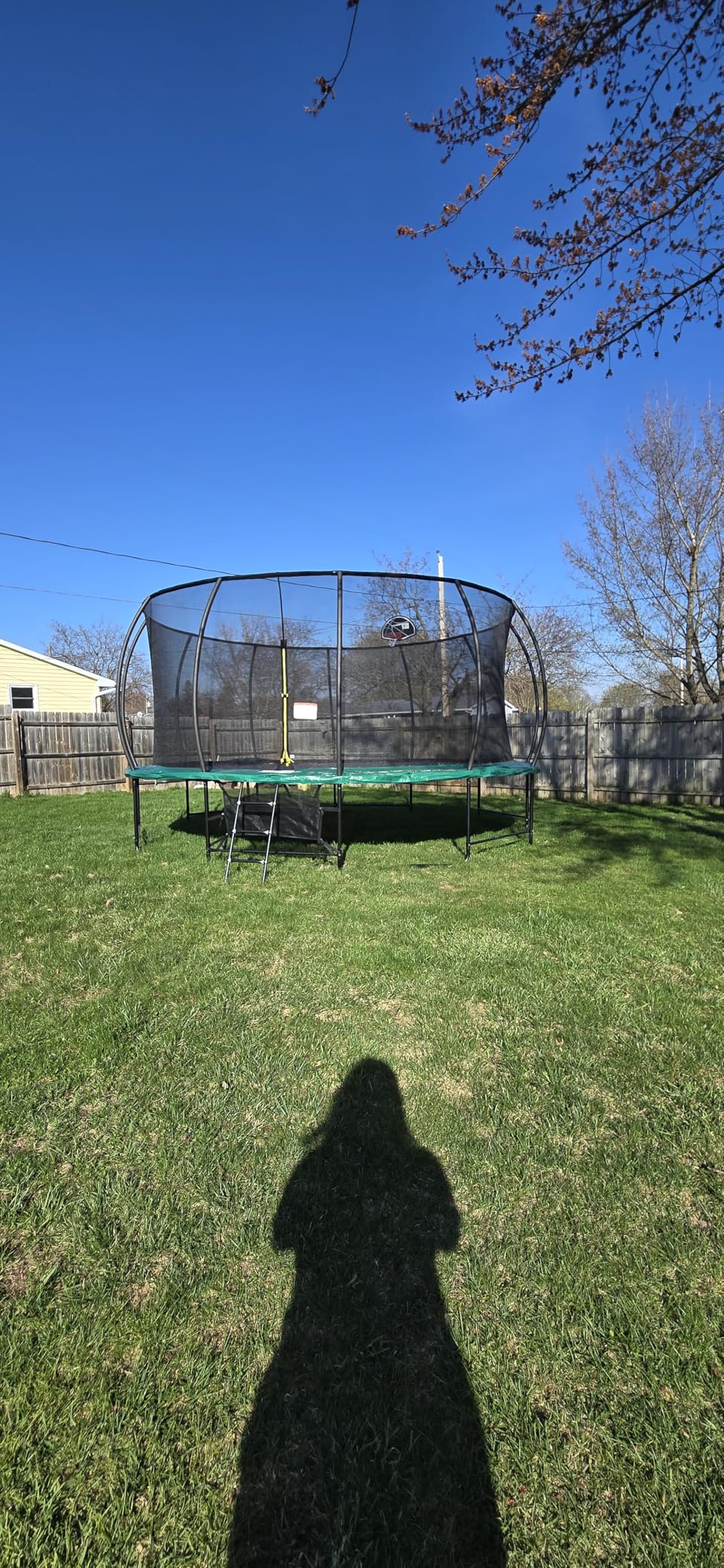 12 14 15 16FT Outdoor Trampolines for Kids and Adults, Pumpkin Trampolin with Curved Poles, Recreational Trampolin with Basketball Hoop and Safety Enclosure Net for Kids and Adults customer photo 2