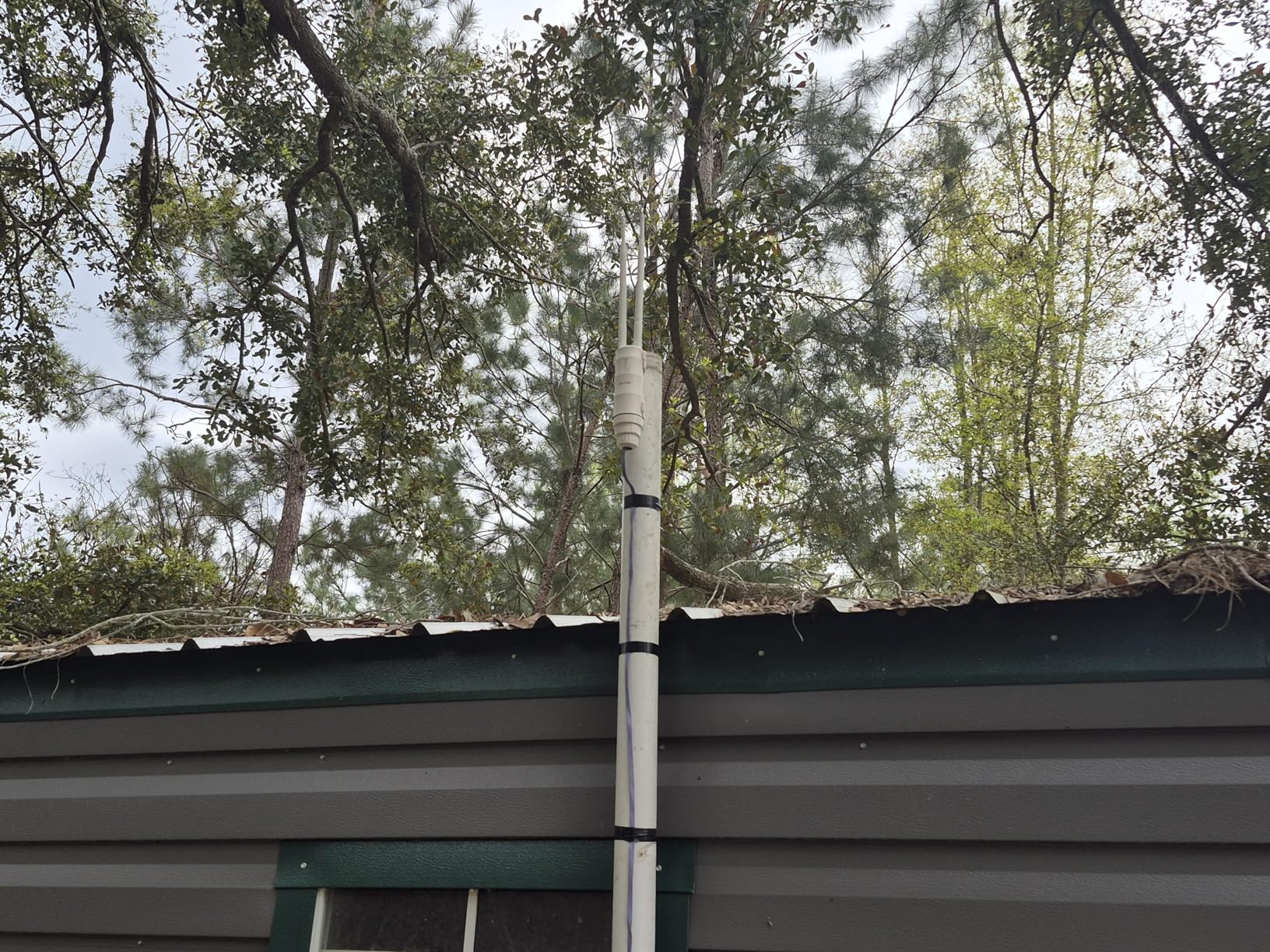 WAVLINK AC600 Outdoor WiFi Extender, WiFi Repeater with PoE/High Power Dual Band 2.4+5G Wireless Router/AP/Wi-Fi Range Extender 3 in 1, IP67 Waterproof for Courtyard, RV, Campsite customer photo 1