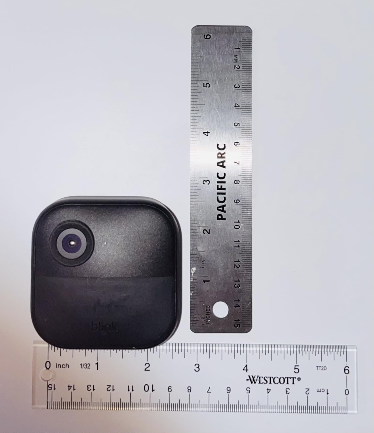 Blink Outdoor 4 - Wireless smart security camera, two-year battery life, 1080p HD day and infrared night live view, two-way talk. Sync Module Core included - 3 camera system customer photo 1