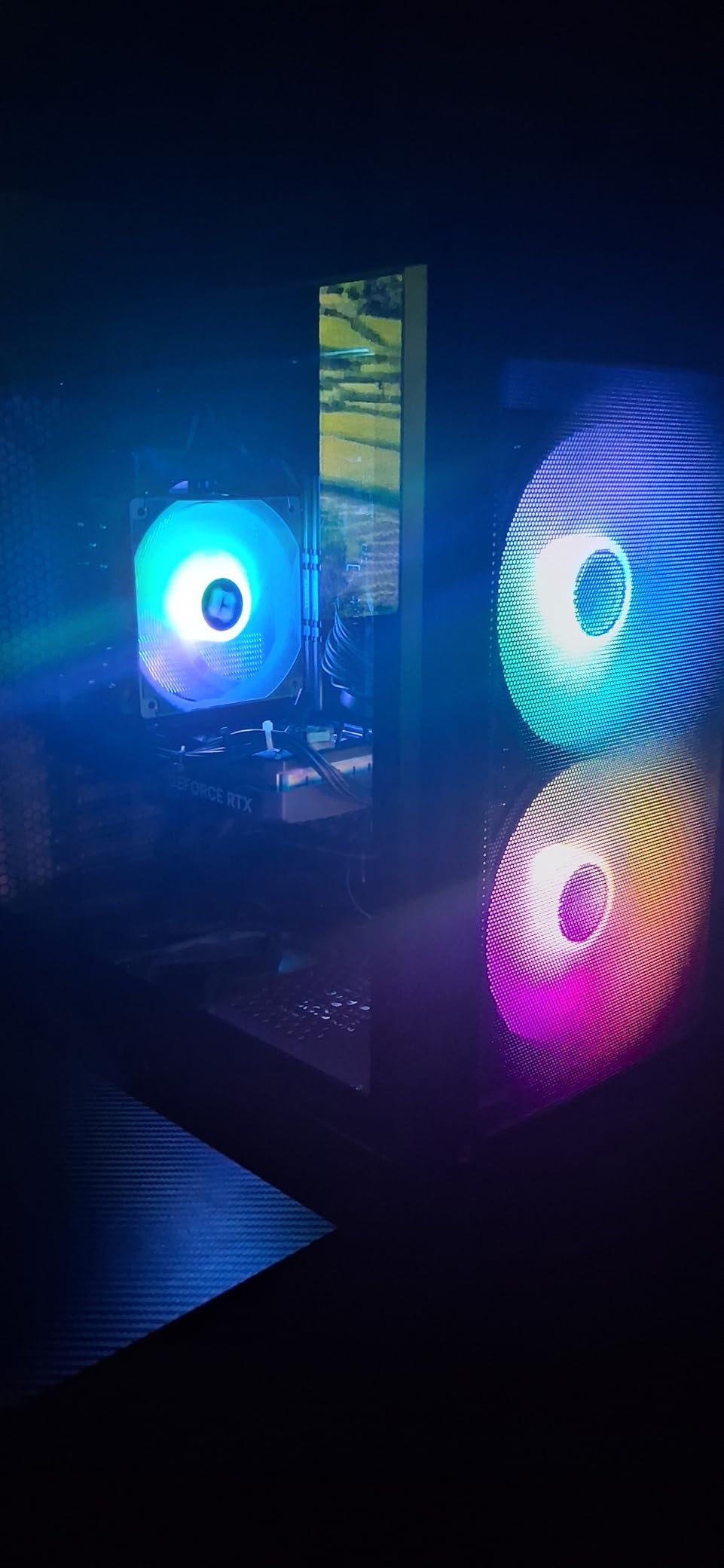 LIAN LI LANCOOL 207 Compact ATX RGB Gaming Computer Case, Airflow Optimized Mesh Panels Tower Chassis w/ 2x140mm ARGB, 2x120mm PWM Fans Pre-Installed, USB Type-C Port, Tempered Glass Side Panel (Black) customer photo 1