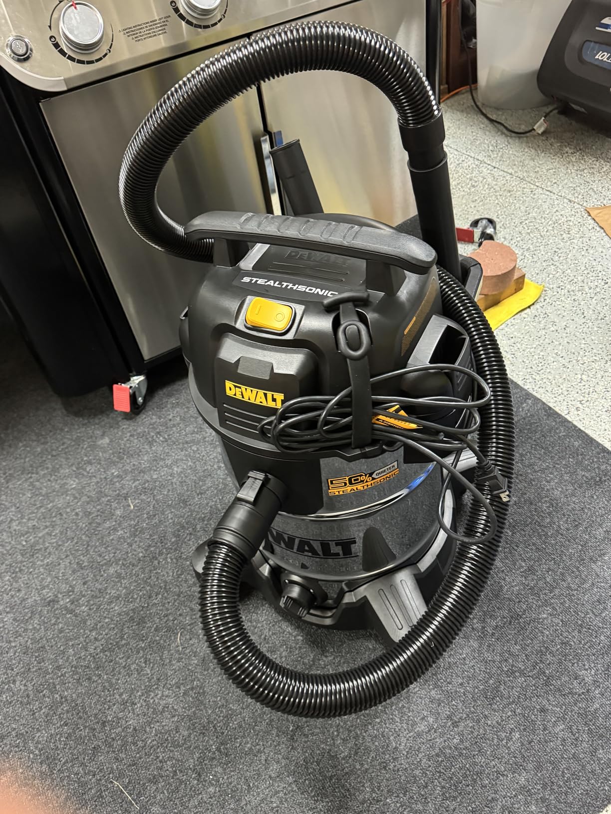 DEWALT 10 Gal Stealthsonic Shop Vacuum Wet and Dry, 5HP Heavy-Duty Stainless Steel Shop Vac, Ultra-Quiet customer photo 1
