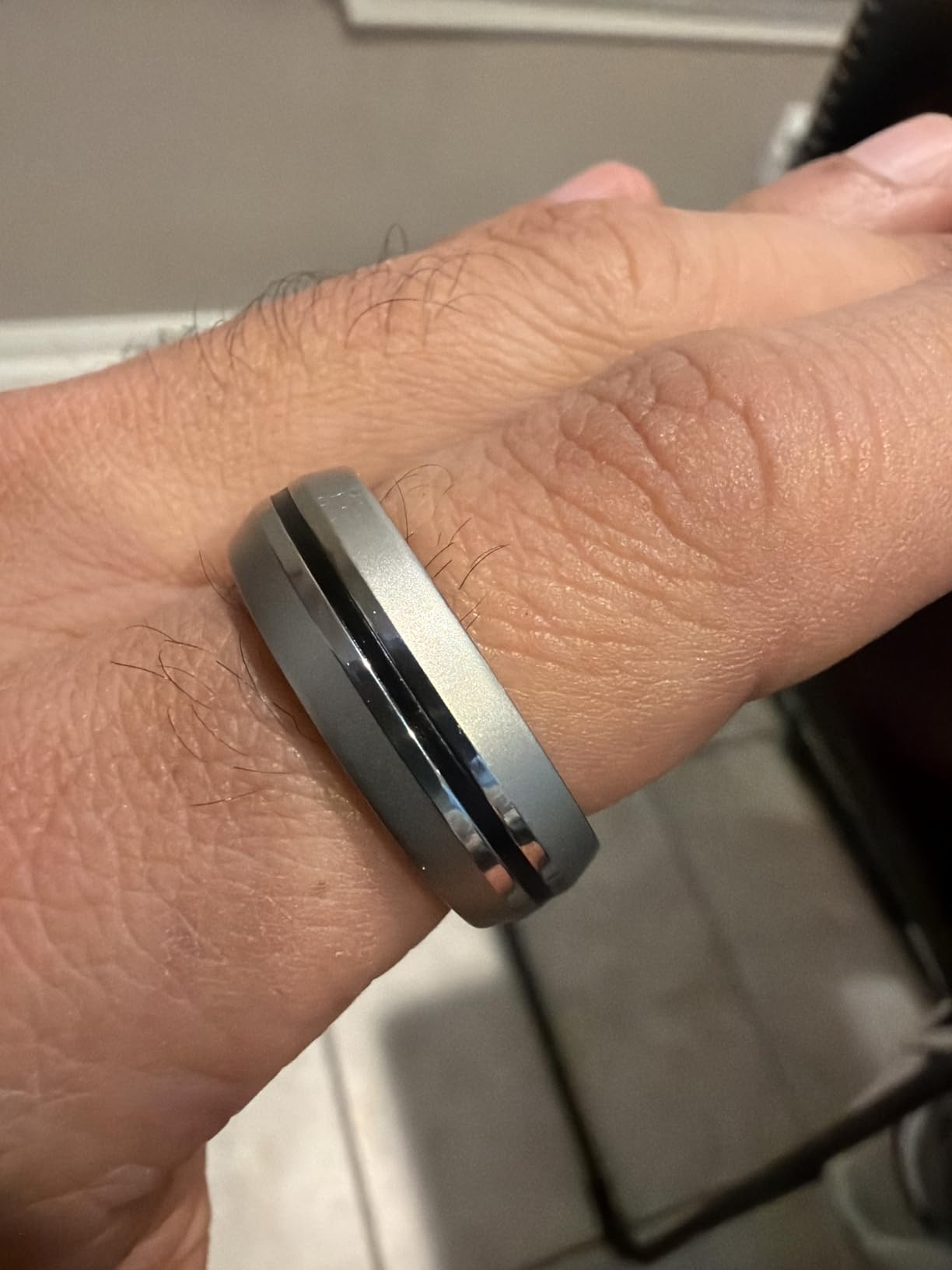 RENPHO Lynx Smart Ring - All Day Sleep & Activity Tracking, Includes Charging Case, Gifts for Men, 7-Day Battery Life, Subscription-Free App for iOS & Android, Size Before You Buy (Black, Size 11) customer photo 2