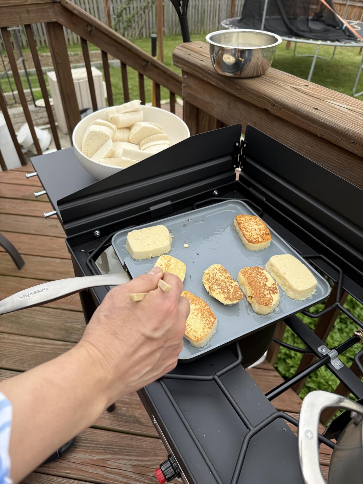 Bestfire 2 Burner Propane Stove, 150,000 BTU High Pressure Camping Burner with Windscreen, Side Shelves, Removable Legs, CSA Certified customer photo 2