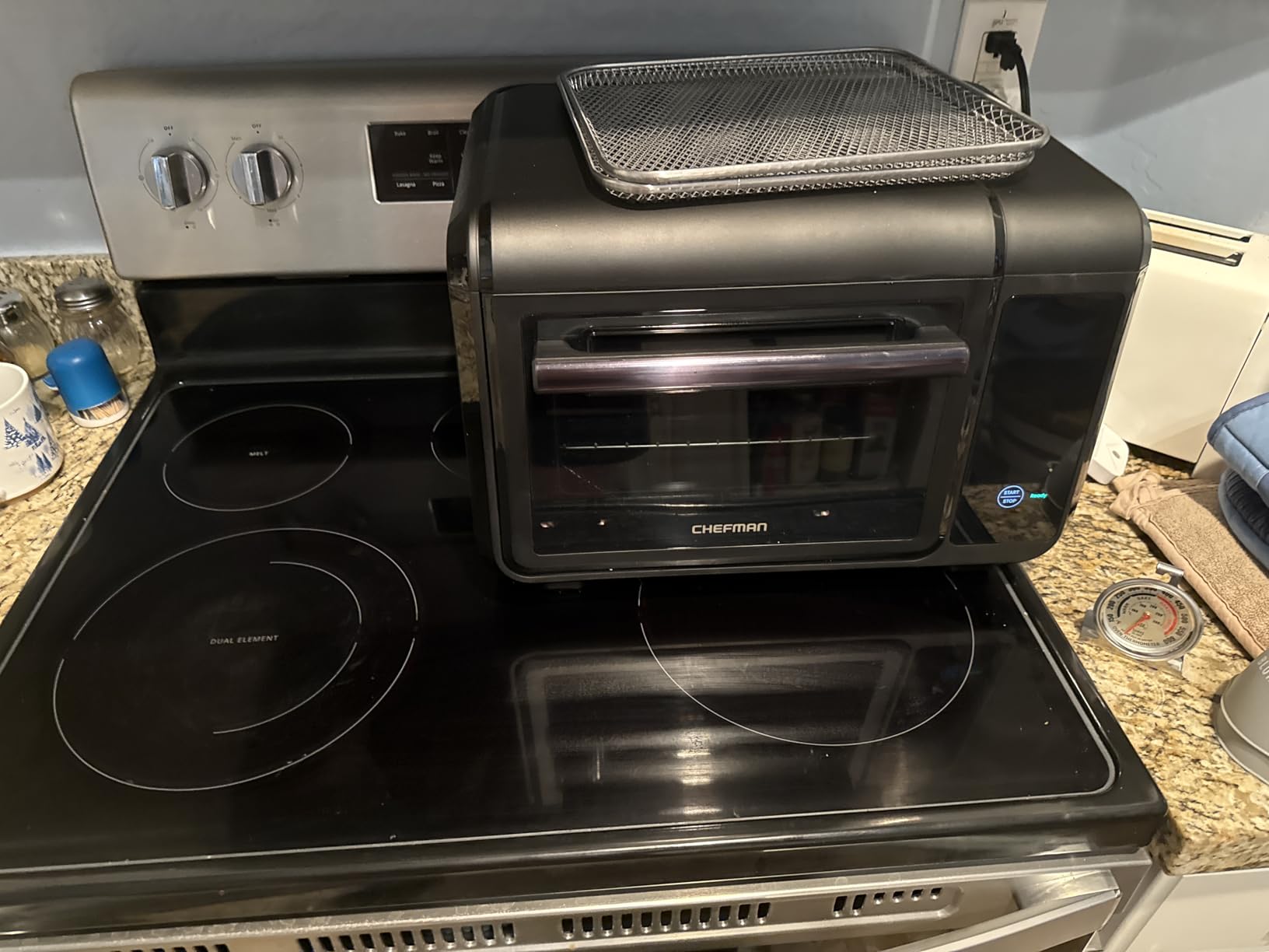 Chefman Air Fryer Toaster Oven Combo, Countertop Oven for Quick & Healthy Meals, Bake, Broil, Air Fry, Toast, and Bagel Functions, 450°F Max Temp, 4 Slice Toaster Oven Air Fryer Combo - Ivory customer photo 2
