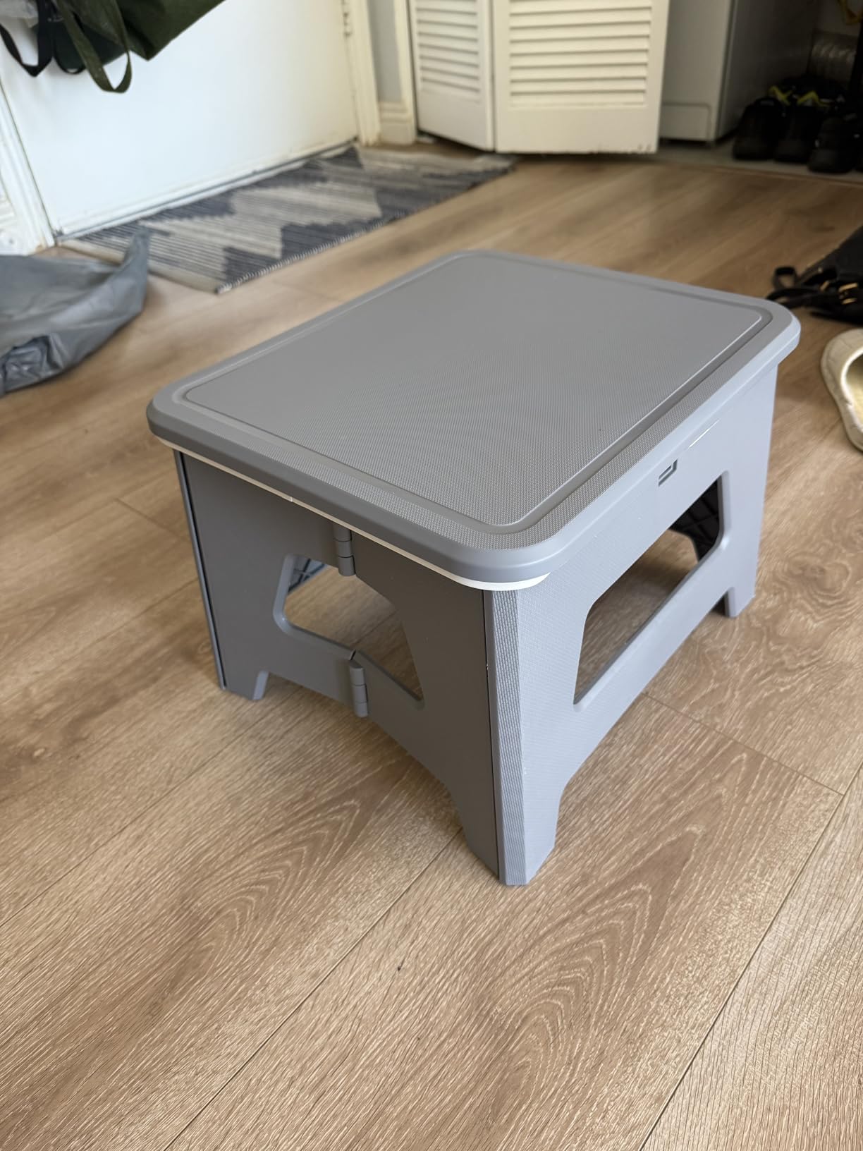 Wanheart Portable Toilet for Adults, Folding Camping Toilet with Lid & Solidifier, Emergency Seat for Limited Mobility, Compact Potty for Home, RV & Travel, Anti-Slip Design (Grey) customer photo 2