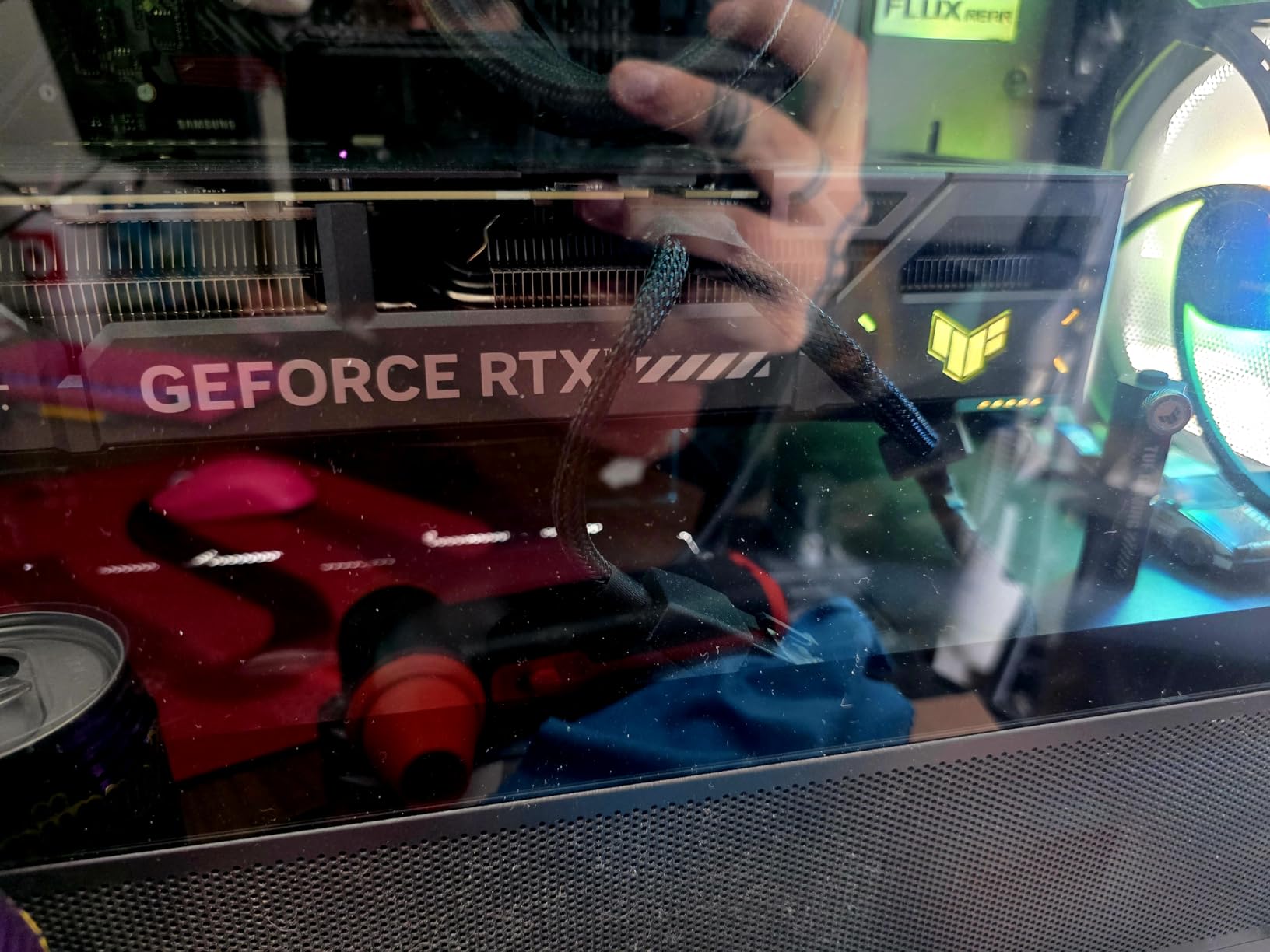 ASUS TUF Gaming NVIDIA GeForce RTX 5070 12GB GDDR7 OC Edition Graphics Card (PCIe 5.0, HDMI/DP 2.1, 3.125-Slot, Military-Grade Components, Axial-tech Fans), 3 Year Warranty customer photo 2