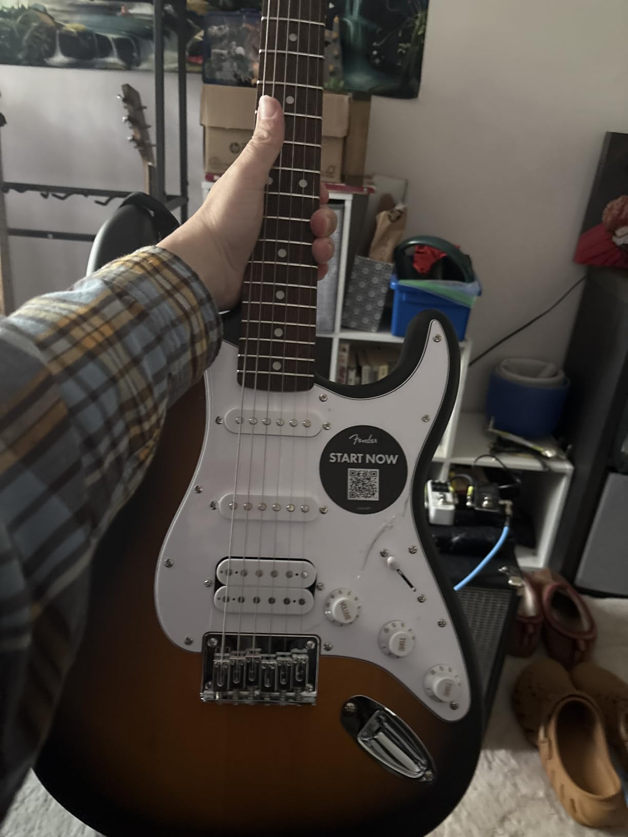 Squier Debut Stratocaster HT HSS Beginner Electric Guitar, Sunburst customer photo 2