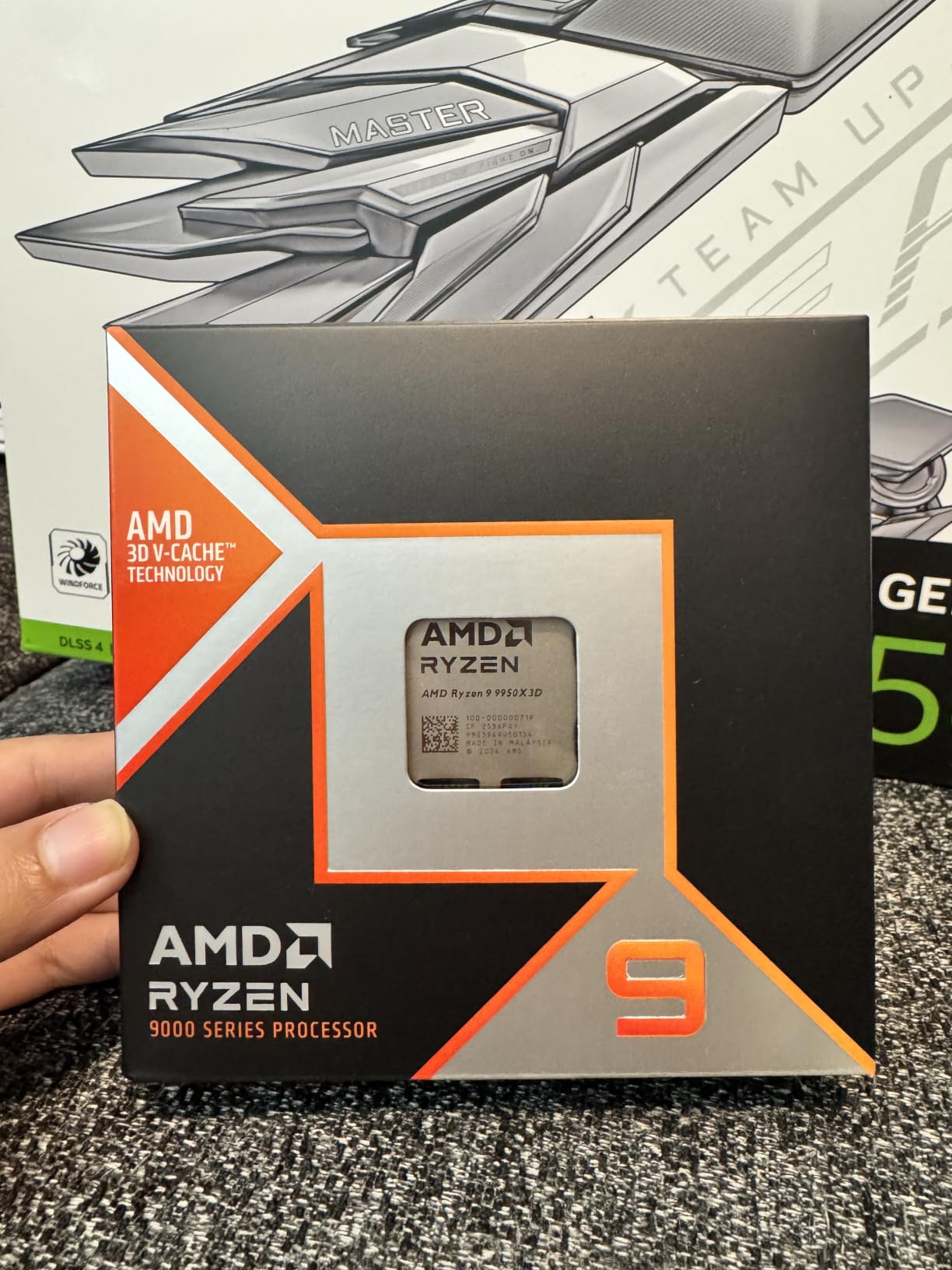 AMD Ryzen 9 9950X3D Gaming and Content Creation Processor customer photo 2