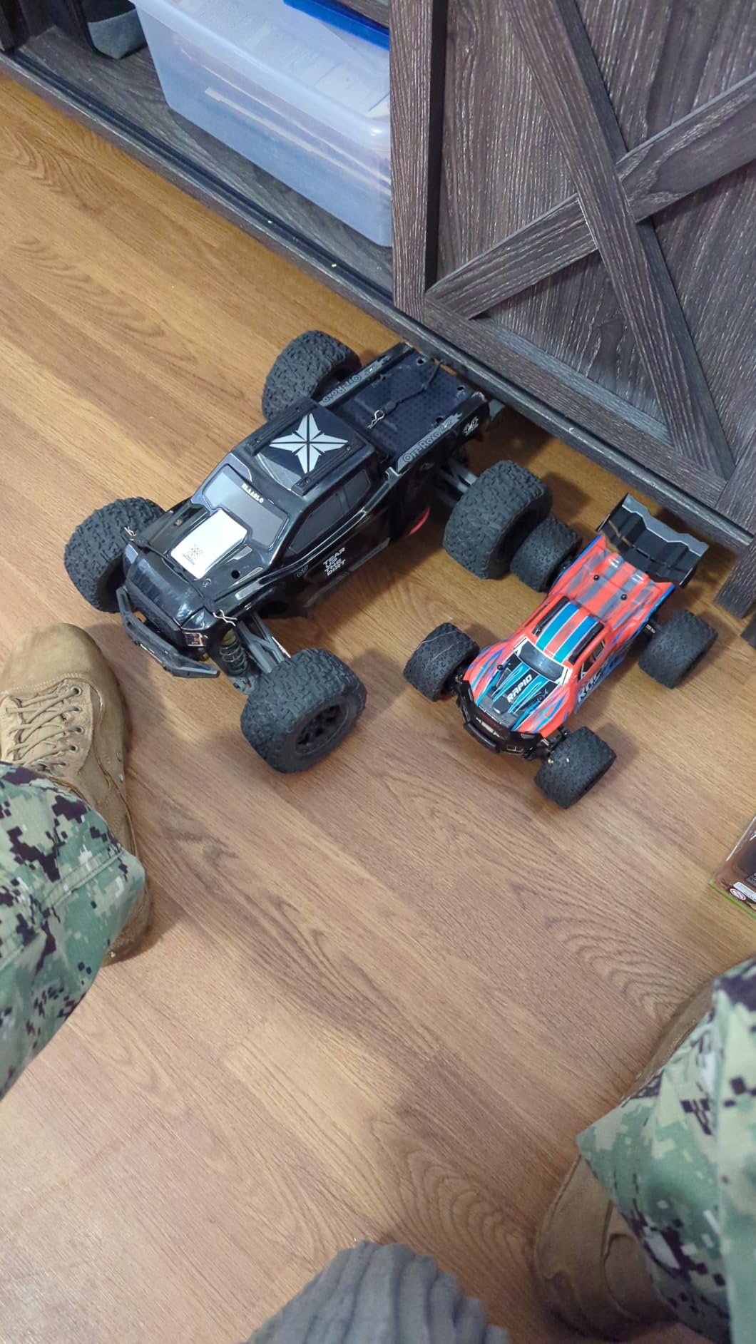 1/10 Brushless RC Cars, 50+ MPH, 4WD Trucks, Carbon Fiber, Ages 8+ | 60A ESC Monster Trucks, 3650 2650KV Brushless Motor, 3S LiPo, Gyro, CNC Central Differential, 11KG Metal Servo customer photo 1