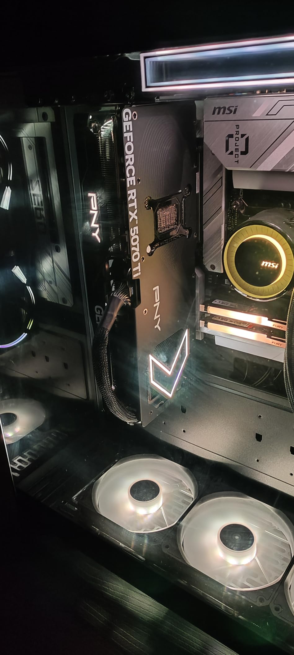 PNY NVIDIA GeForce RTX 5070 Ti OC Triple Fan, Graphics Card (16GB GDDR7, 256-bit, PCIe 5.0, HDMI/DP 2.1, Blackwell Architecture, DLSS 4) customer photo 2
