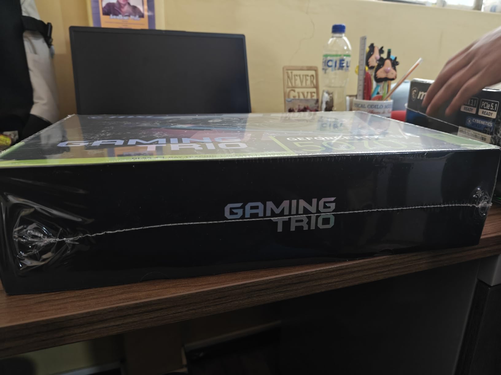 MSI RTX 5070 12G Gaming Trio OC Graphics Card (12GB GDDR7, 192-bit, Extreme Performance: 2625 MHz, DisplayPort x3 2.1a, HDMI 2.1b, NVIDIA Blackwell Architecture) customer photo 1