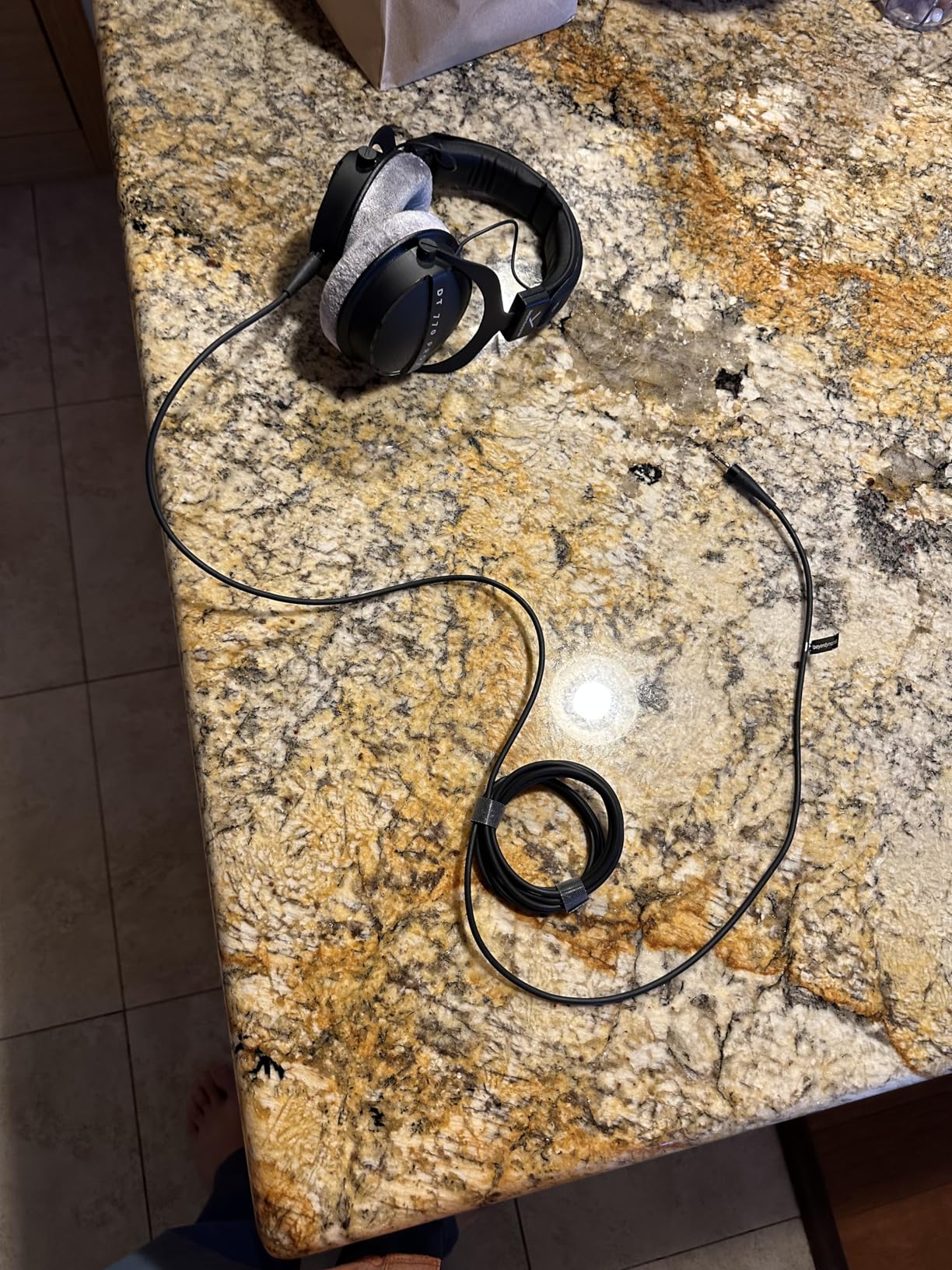 beyerdynamic DT 770 Pro X Wired Over-Ear Headphones, 48 Ohm, Closed-Back Professional Recording Studio Monitor, Handmade in Germany, Black customer photo 1