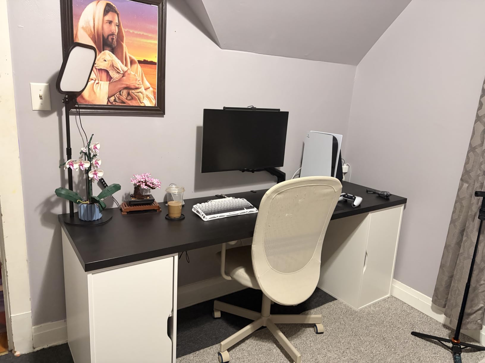 Dell 27 Monitor S2725QS, 4K UHD IPS, 120Hz, 5ms, FreeSync Premium | 350 cd/m2 Brightness, 1,500:1 Contrast, 99% sRGB, Anti-Glare, HDMI, DisplayPort, USB-C, Height Adjustable, Swivel, Pivot customer photo 2