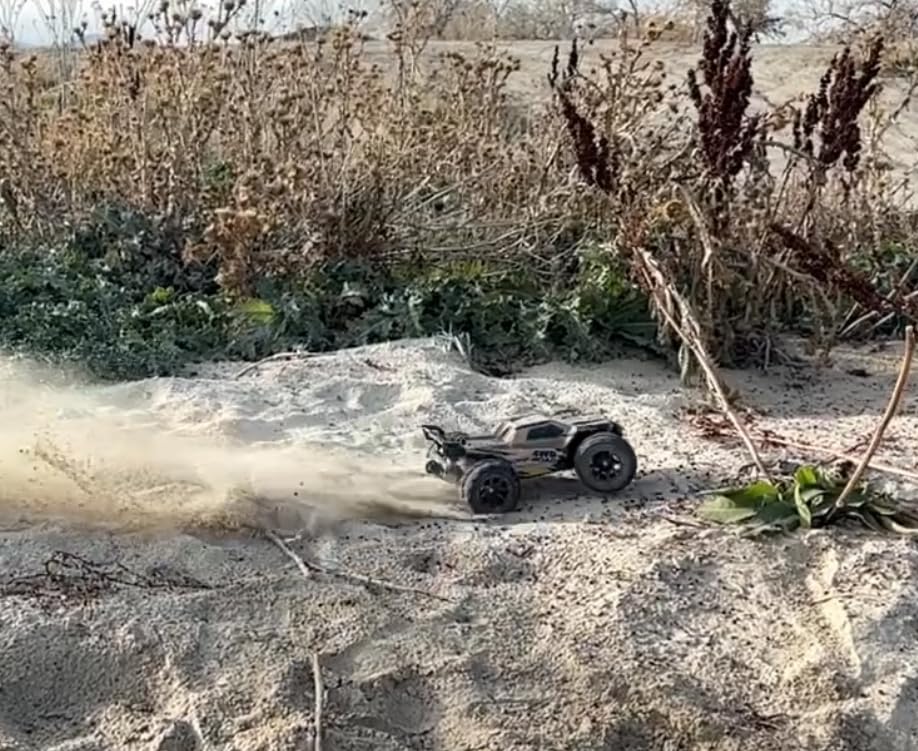 HYPER GO H14BM V3 1/14 Brushless RC Cars for Adults Fast 50 mph, RC Trucks 4X4 Offroad Waterproof customer photo 2