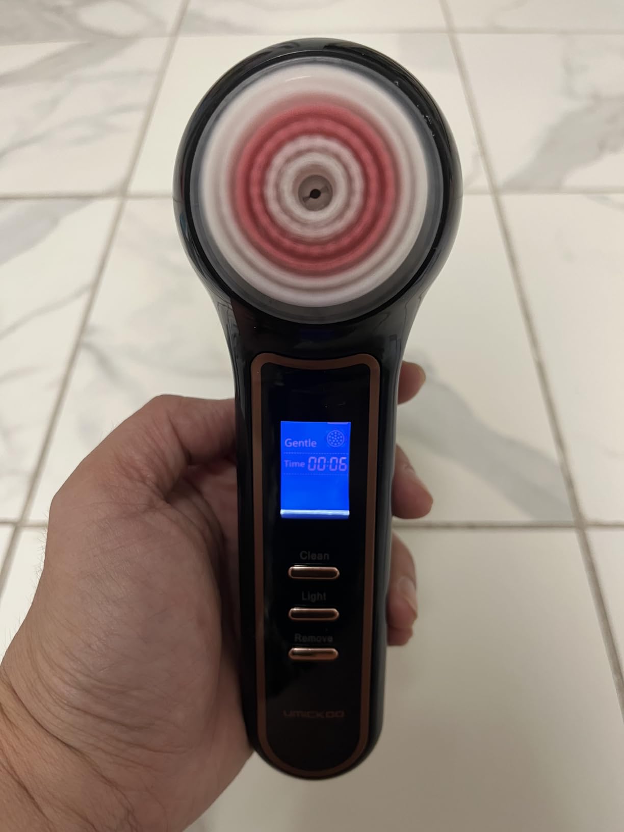 3 in 1 Facial Cleansing Brush & Blackhead Remover, Rechargeable Face Scrubber with LCD Screen, IPX7 Waterproof, Deep Pore Cleaning, Exfoliating & Massaging for All Skin Types customer photo 2