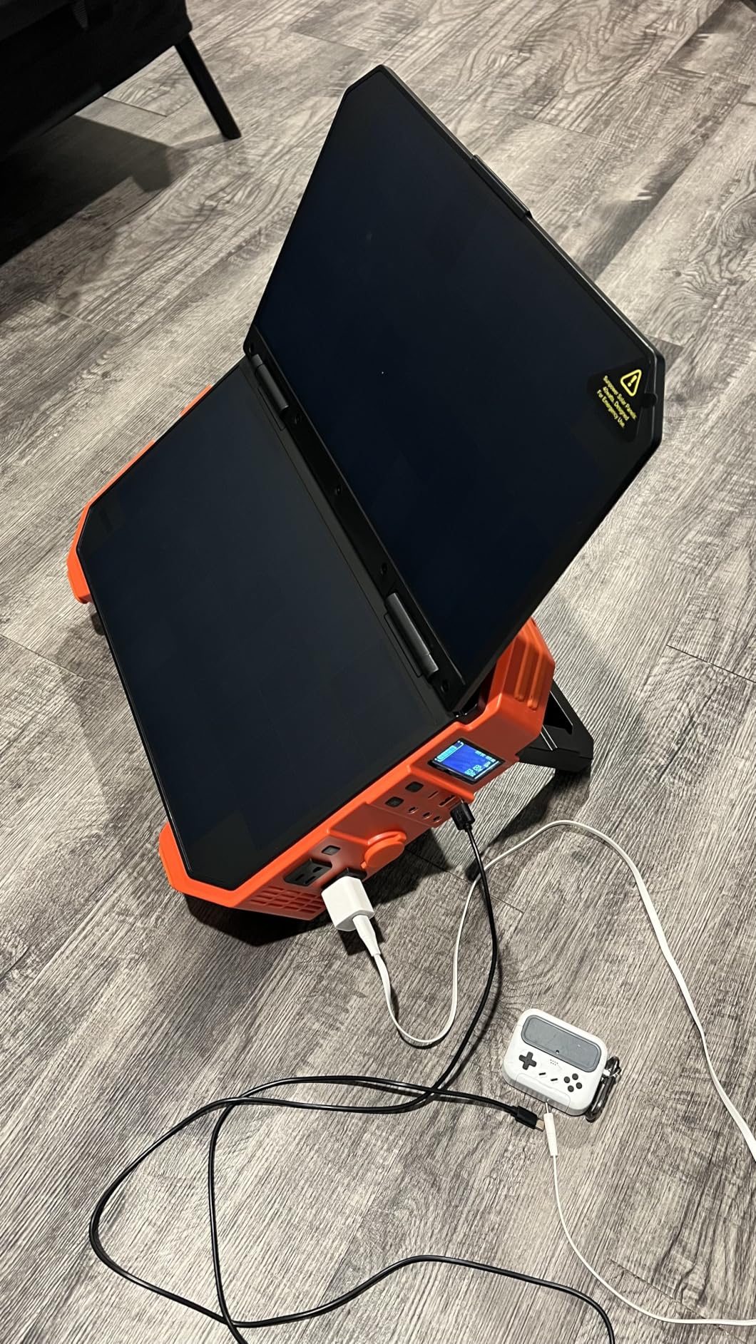 BLAVOR Portable Power Station 1600W (Peak 3200W), Built-in Solar Panel, 1024Wh LiFePO4 Battery, 100W USB-C Fast Charge, Solar Generator for Home Backup, Camping, Power Outages & RV customer photo 2
