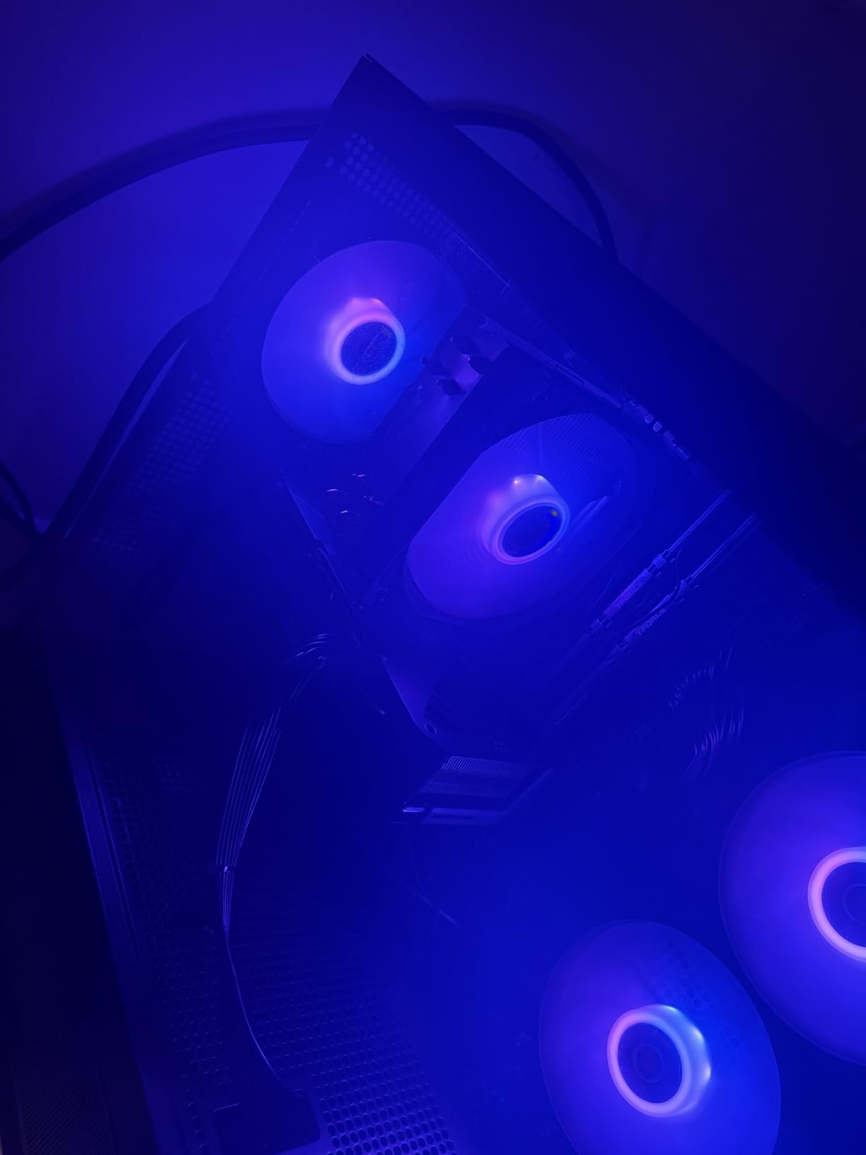 Skytech Gaming Azure 3 Gaming PC, AMD Ryzen 7 5700 3.7GHz, NVIDIA RTX 5060, 1TB NVMe SSD, 32GB DDR4 RAM 3200, 650W Gold PSU, Wi-Fi, Win 11, Desktop customer photo 1