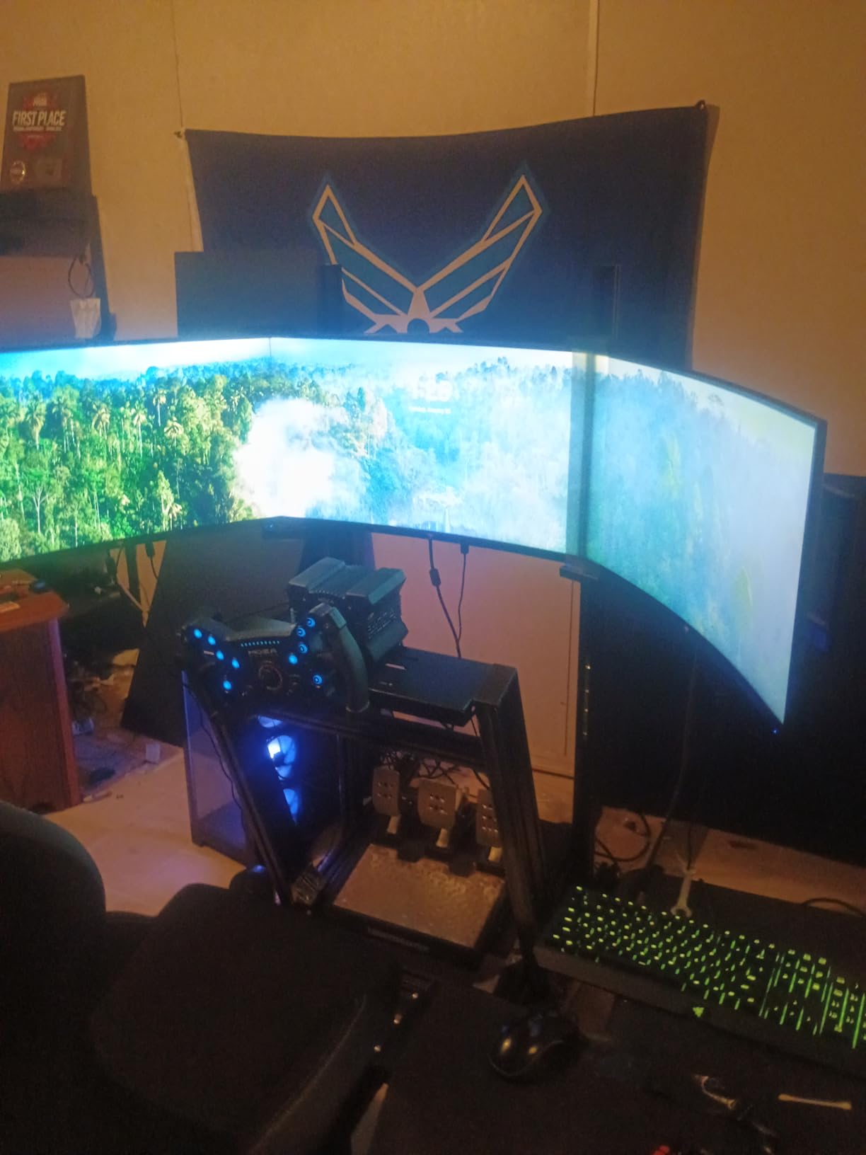 Marada Aluminum Profile Cockpit Triple Monitor Stand for Racing Simulator Stand customer photo 2