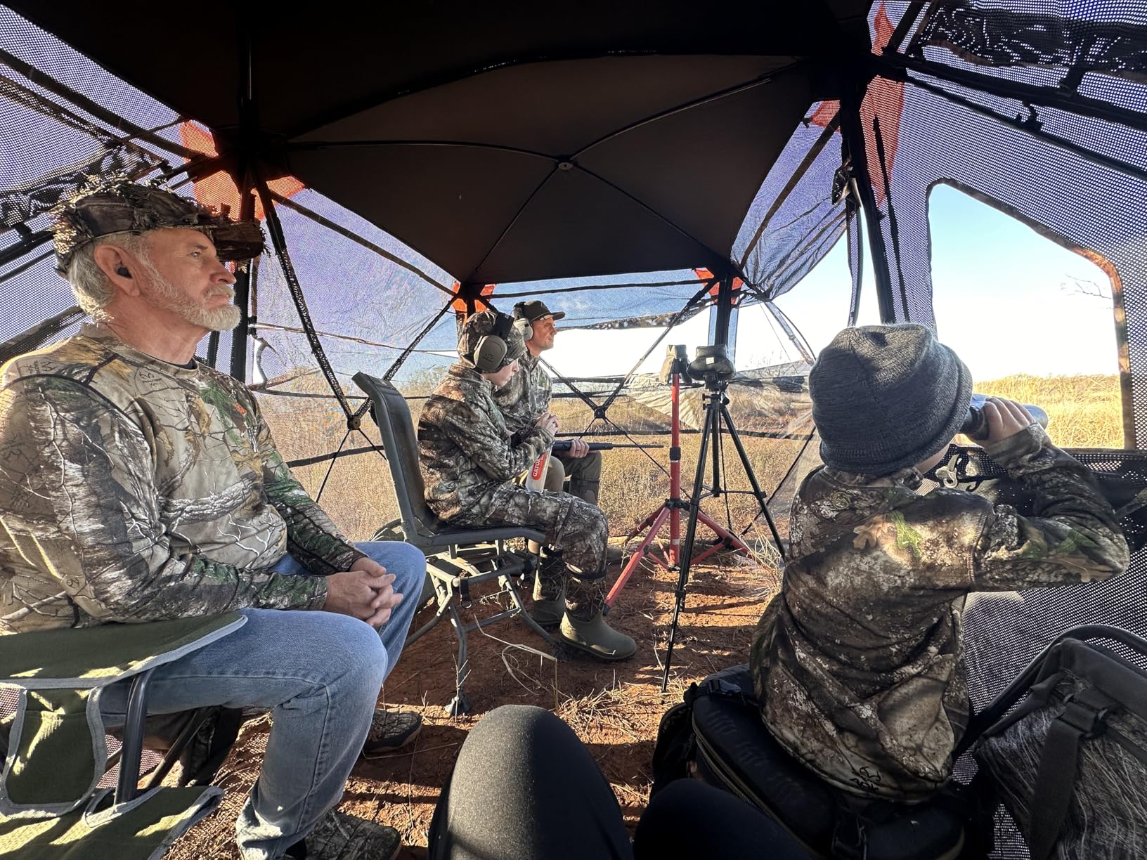 Hunting Blind, 360° See Through Ground Blind, 4-6 Person Pop Up for Deer Hunting, Portable with Carrying Bag customer photo 2