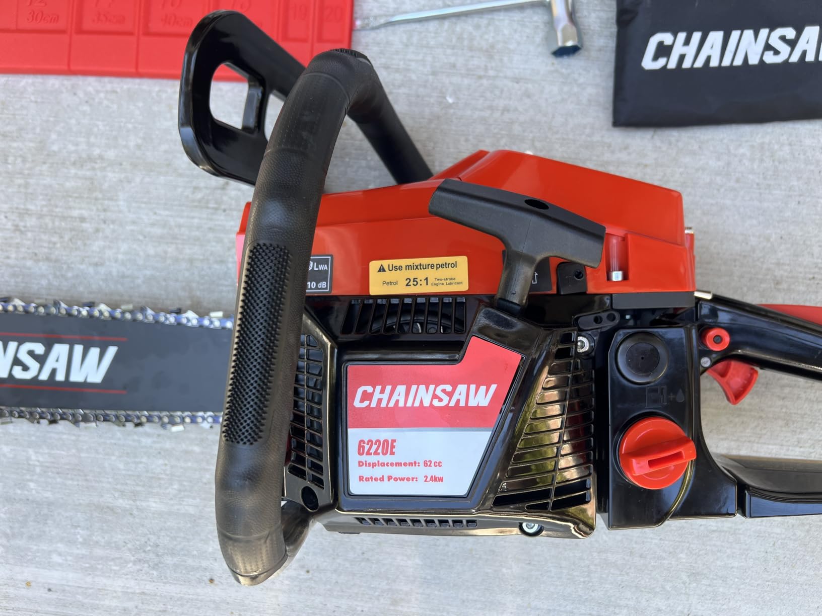 62CC Gas Chainsaw, 20 Inch Power Chain Saw, 2-Cycle Handed Petrol Chainsaws Gasoline Chainsaws Garden Tool for Cutting Trees, Wood, Outdoor Home Garden and Farm Use customer photo 1