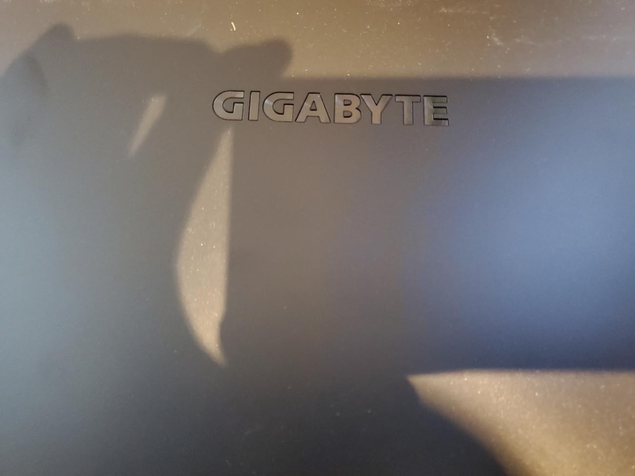 GIGABYTE - Gaming A16 Gaming Laptop - 165Hz 1920x1200 WUXGA - NVIDIA GeForce RTX 5060 - Intel i7-13620H - 1TB SSD with 16GB DDR5 RAM - Windows 11 Home AD Gaming A16 CVHI3US894SH customer photo 1