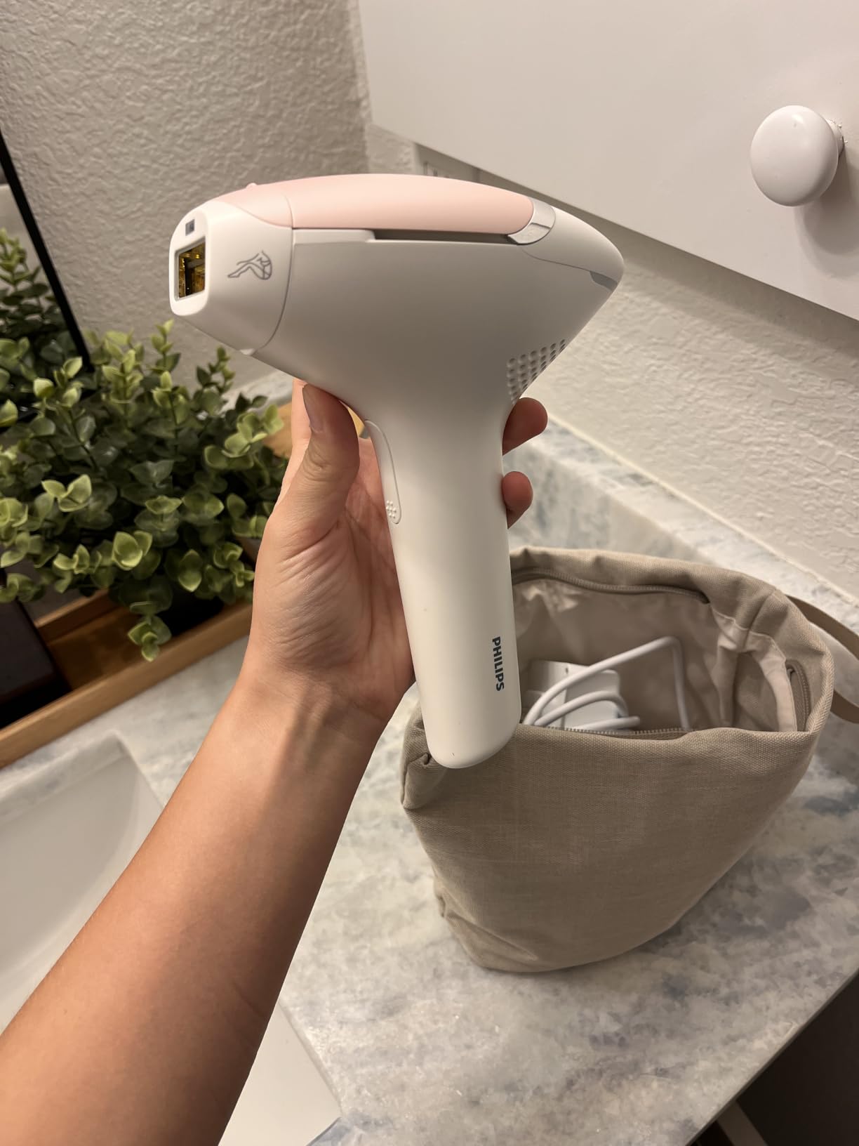 Philips Lumea IPL - Salon-like Laser Hair Removal, Permanent Hair Reduction Device At Home for Body & Facial Hair Removal for Women with Unique UV Filter for Face - 5 Settings, Skin Sensors, BRI932/03 customer photo 2