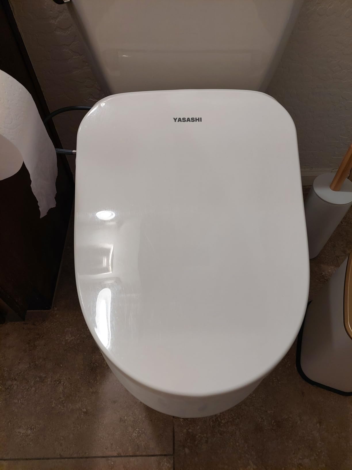 Electric Bidet Toilet Seat Elongated, Heated Toilet Seat with Instant Warm Water & Air Dryer, 6 Wash Modes, Dual Control, Self-Cleaning Nozzle, Soft-Close Lid, Night Light, Eco & Child Friendly customer photo 1