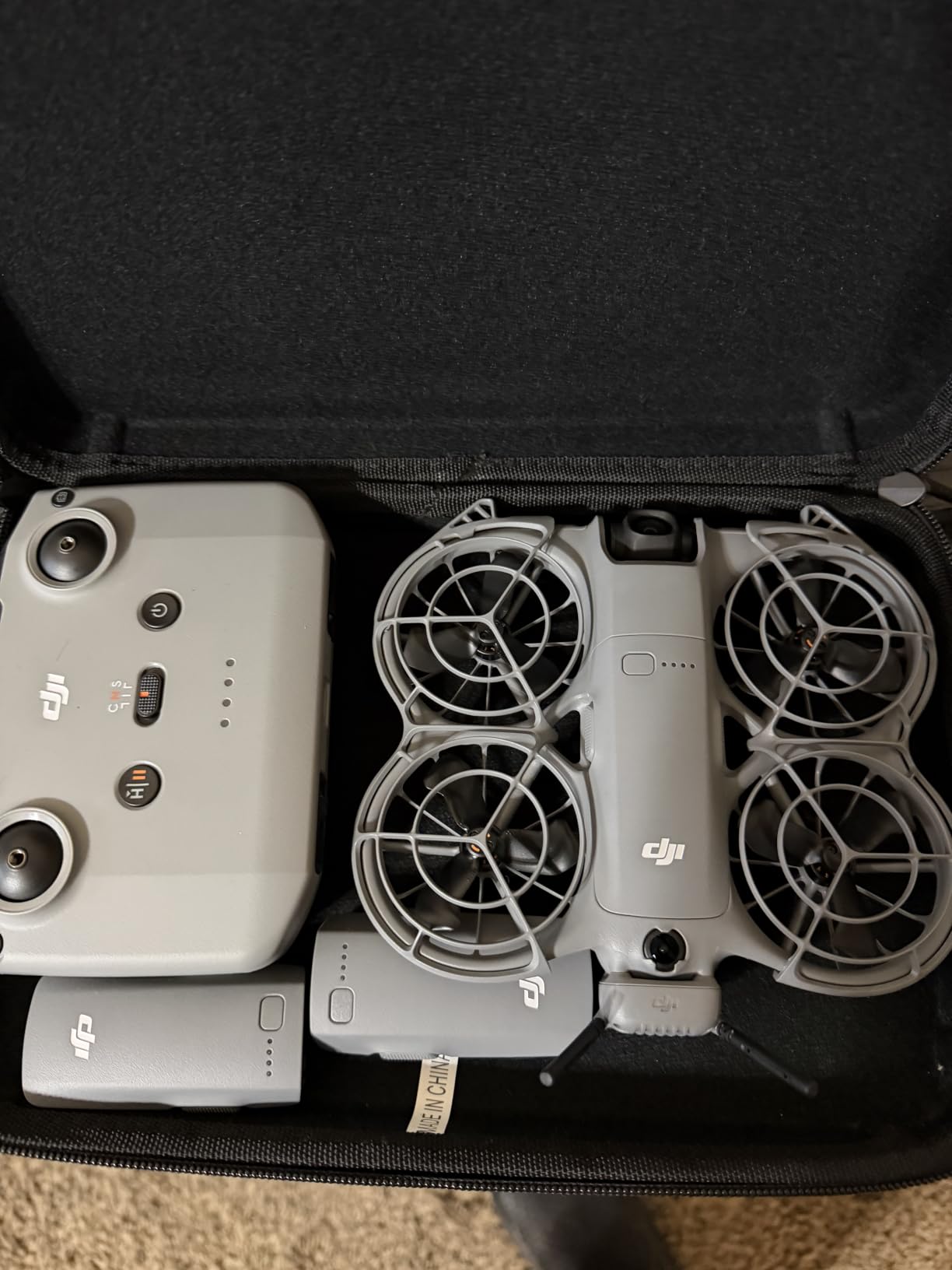 DJI Neo 2 (Drone Only), Lightweight 4K Drone With Camera | Palm Takeoff & Landing, Gesture Control, ActiveTrack, Omnidirectional Obstacle Sensing customer photo 1