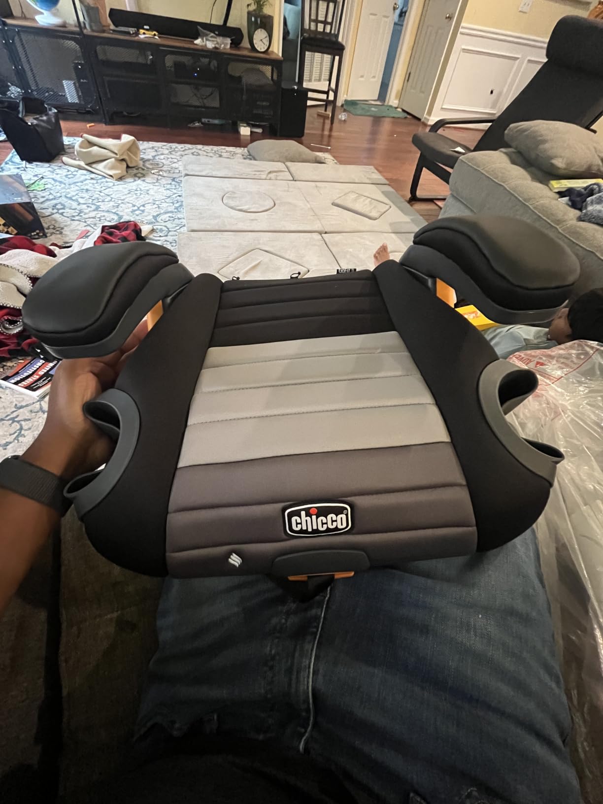 Chicco GoFit ClearTex Plus Backless Booster Car Seat with Latch, 40-110 lbs, GREENGUARD Gold, Obsidian/Black customer photo 2
