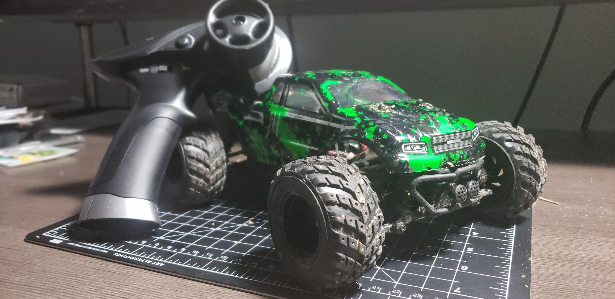HAIBOXING 18859E 1:18 Scale RC Truck, 4X4 Off-Road Truck High Speed 36km/h | Hobby RTR 2.4GHz Remote Control Car Water-Resistant Electronics Two Li-Po Batteries Extended Playtime RC Cars for Kids&Adults customer photo 1