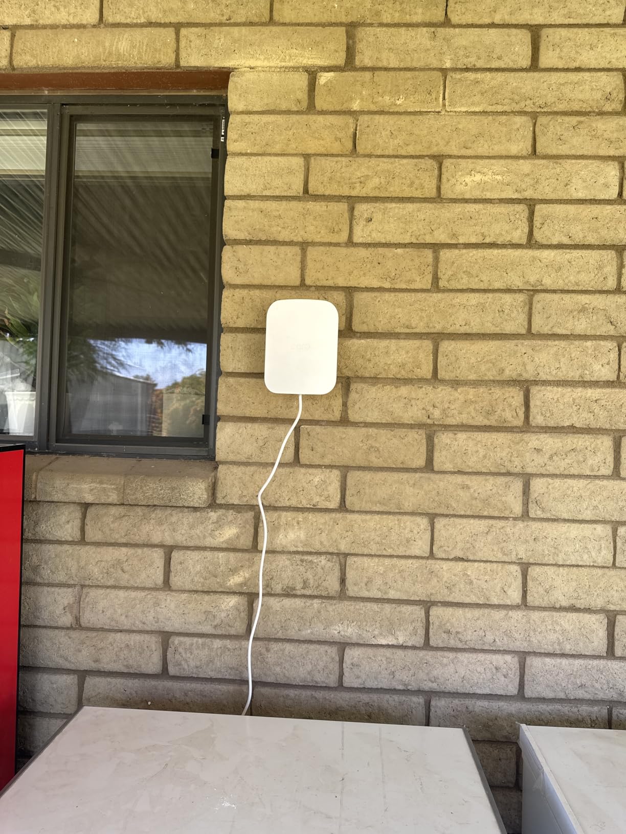 Amazon eero Outdoor 7 dual-band mesh wifi system (newest model) - Weatherproof rating of IP66, Coverage up to 30,000 sq. ft. outdoors, 2-pack, Includes two 30W PoE+ adapters customer photo 2