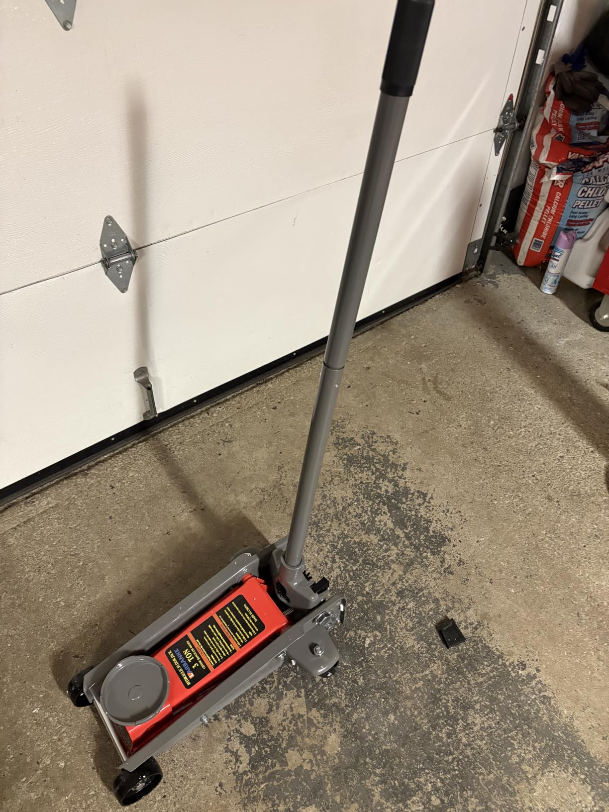 3 Ton Floor Jack, 6600LBS Heavy Duty Hydraulic Jack, Fast Lift with Wheels, Lift Range: 5.31''-18.11'', Steel Material, for Home, Garage and Repair Shops, Red customer photo 2
